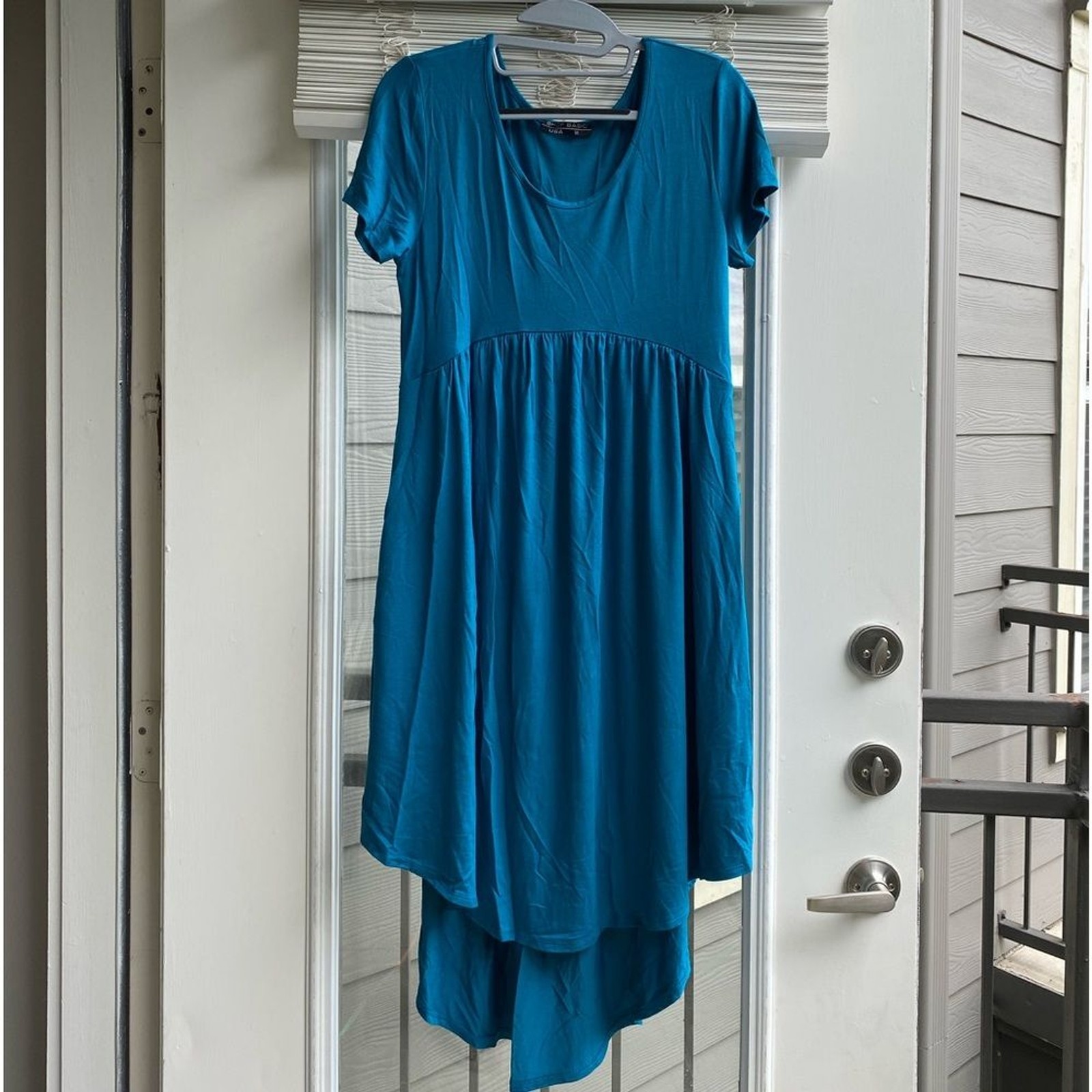 NEW Basic USA T-Shirt Neck High-Low Hem Aqua Midi Pockets Dress Large NWOT
