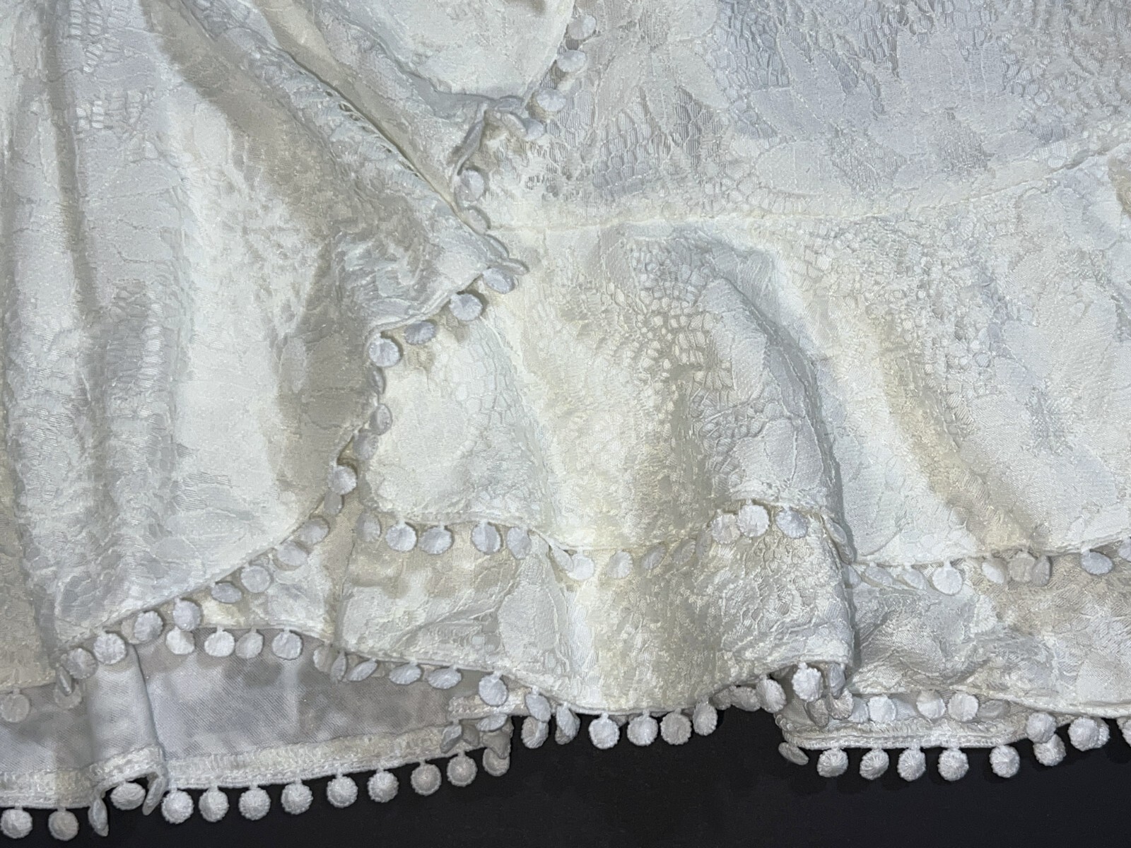 Saints + Secrets White Faux Wrap Ruffle Floral Lace Flutter Sleeve Dress L 12