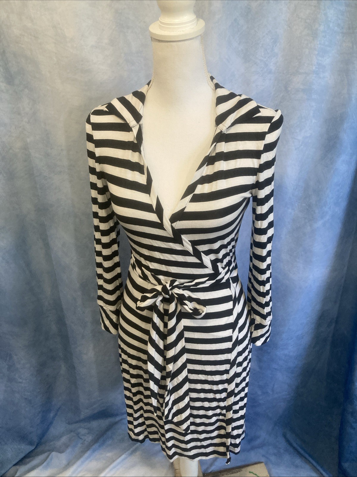 VENUS Striped True Wrap Dress Small Black White Long Sleeve Jersey Knit Stretch