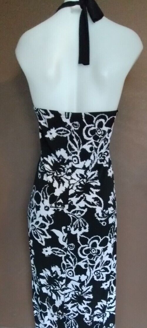 Catch My I Geometric Halter Maxi Dress Sz Small Stretch Casual Long Black White