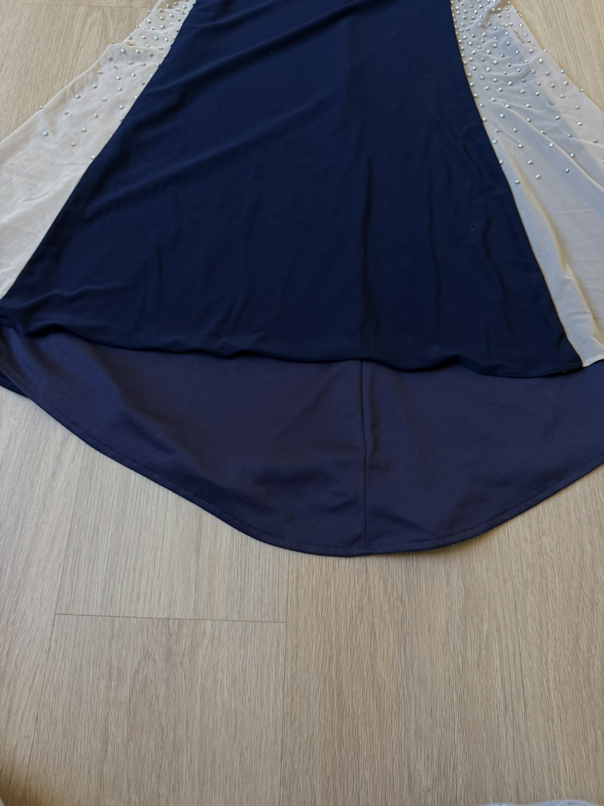 XSCAPECaviar-Beaded Illusion Gown Size 4navy Blue