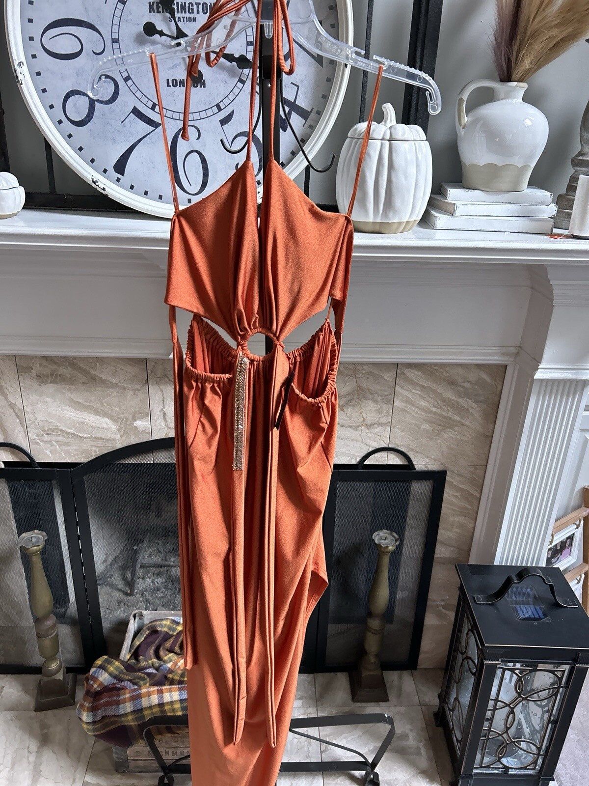 NEW NWT – MISS AVENUE O-Ring Cut Out Double Slit Maxi Dress – Cognac – M