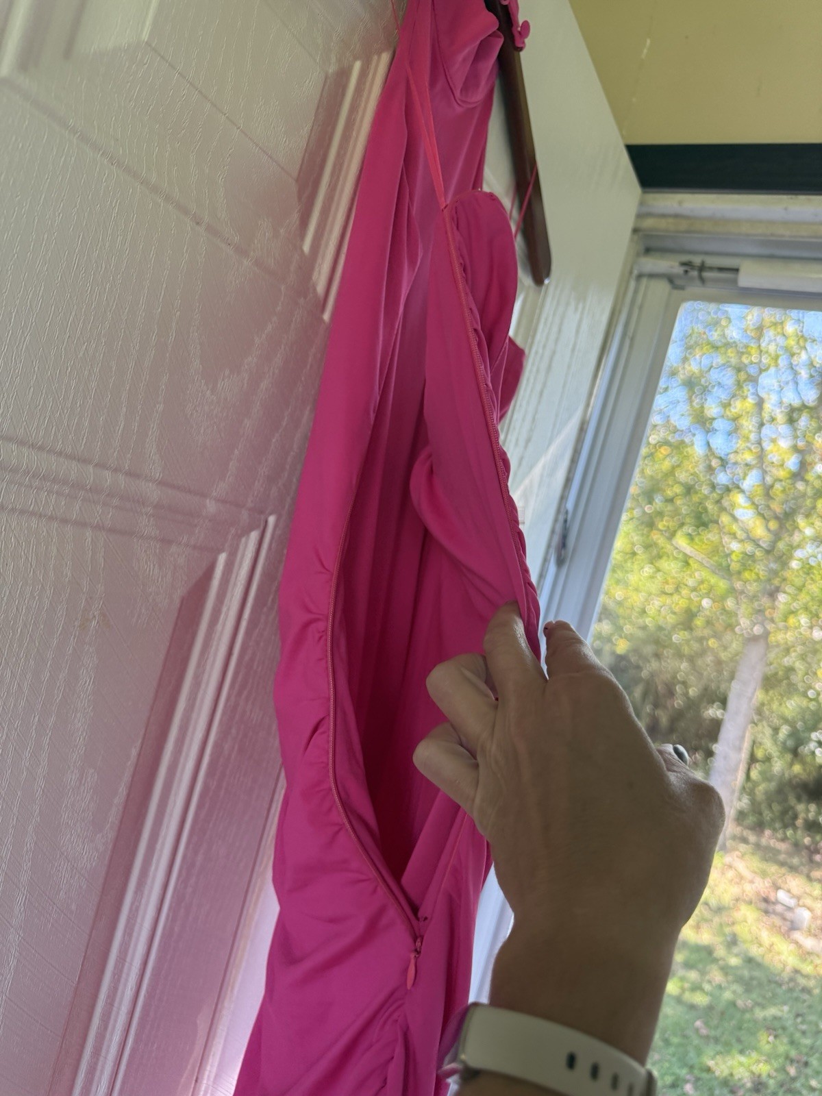 NWT superdown Mallory halter hot pink ruched bodycon midi dress – XXS