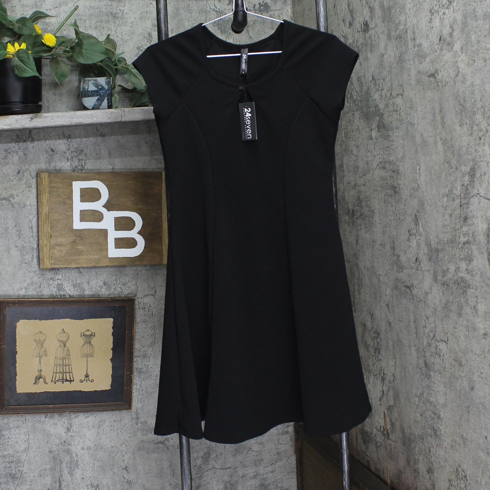 24Seven Comfort Apparel Womens Crepe Cap Sleeve Keyhole Dress Black M