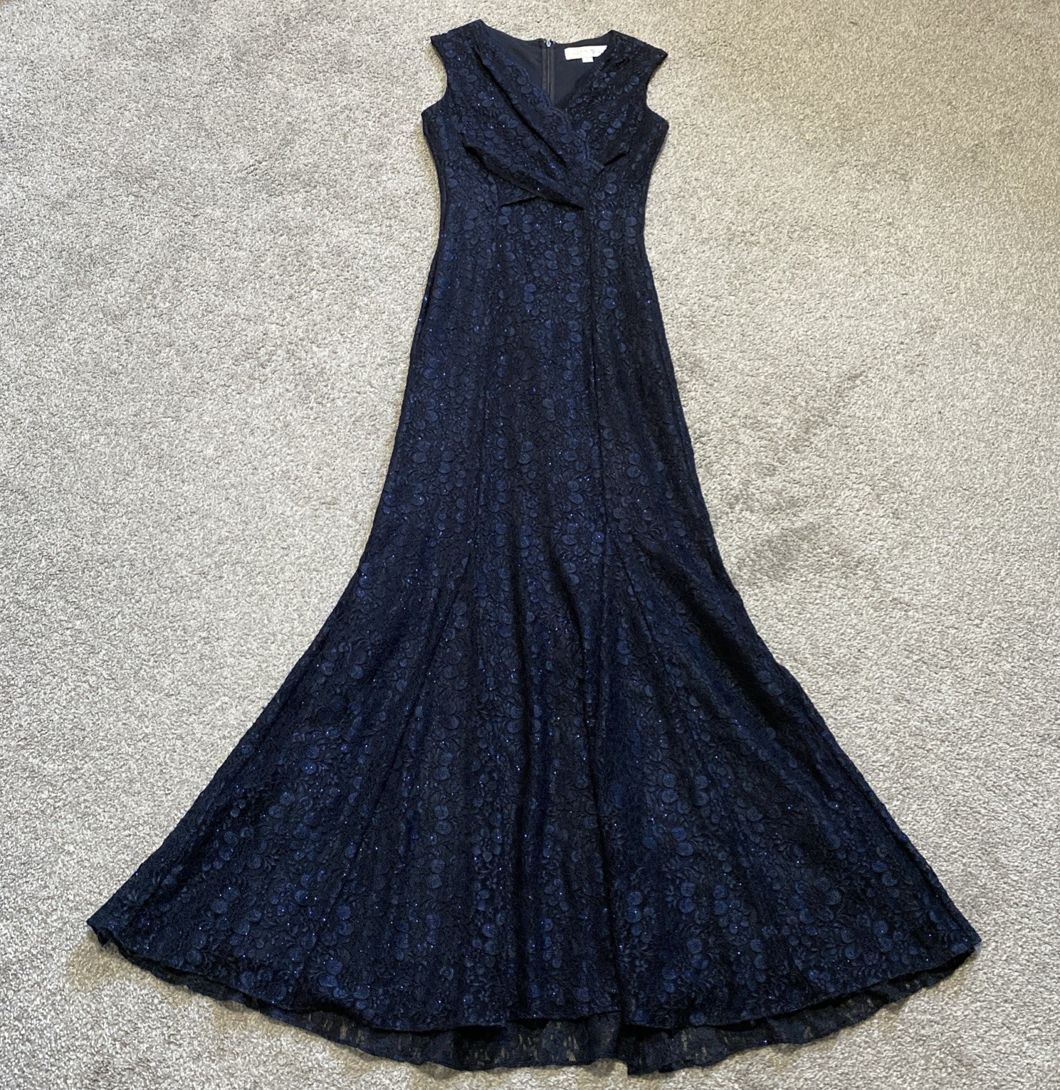 Tahari Arthur Levine Lace Maxi Dress Navy Shimmer Stretch Bodycon Evening wear 2