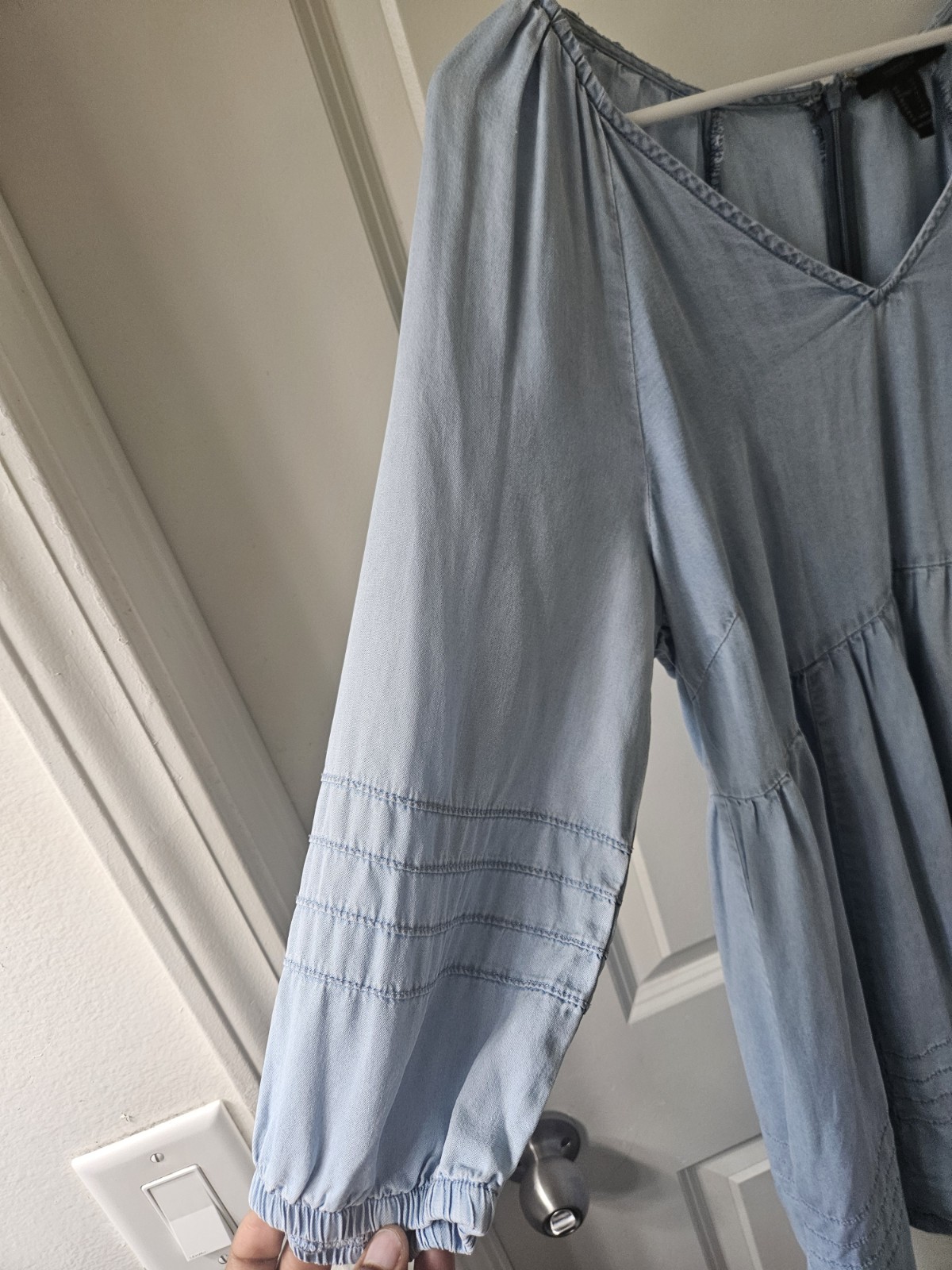 FOREVER 21 Denim Mini Dress Blue Solid V-Neck 3/4 Puff Sleeve Smocked Zip M