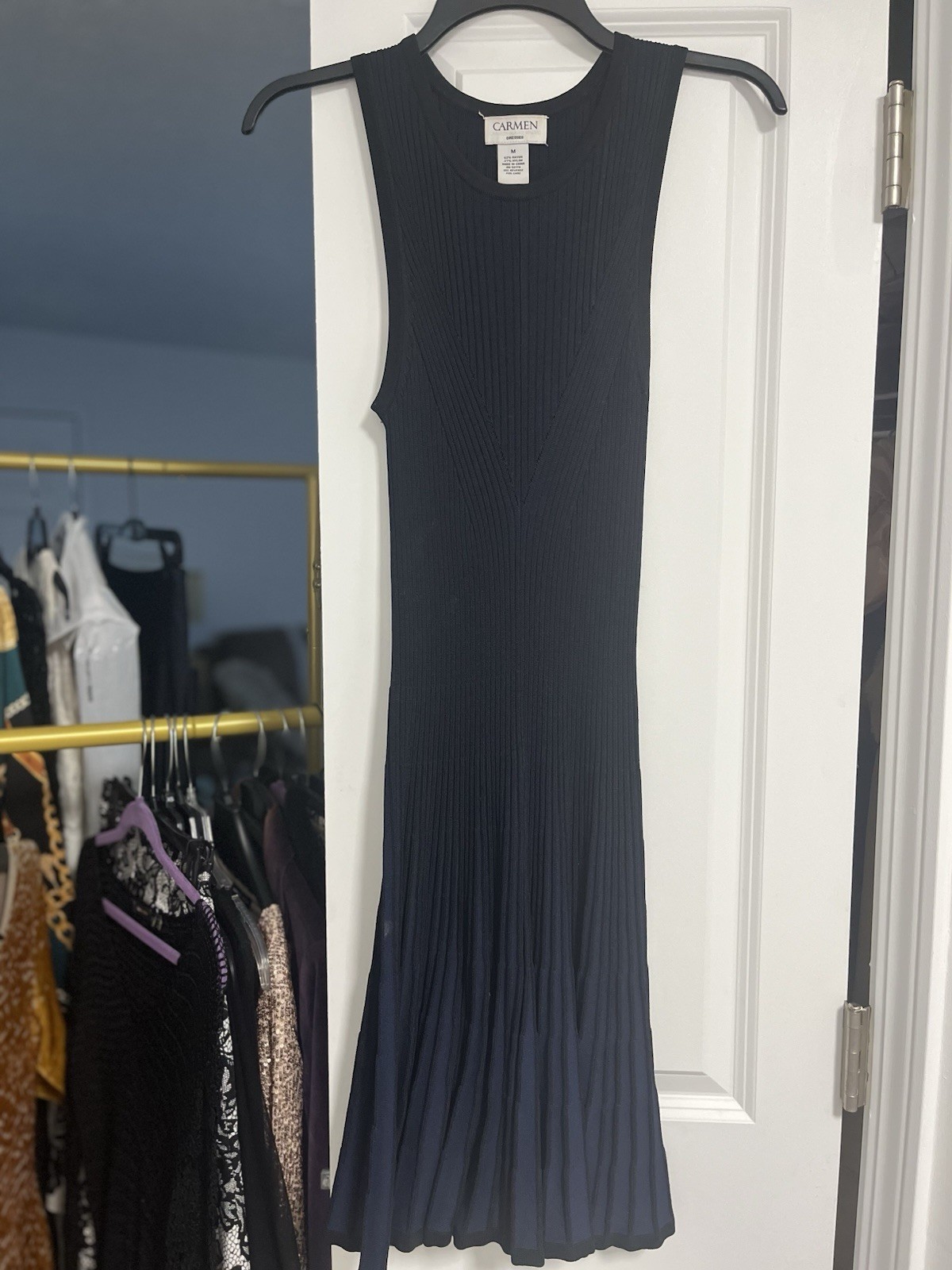 Carmen Black & Blue Solid Crew Neck Sleeveless Pleated Midi Sweater Dress M