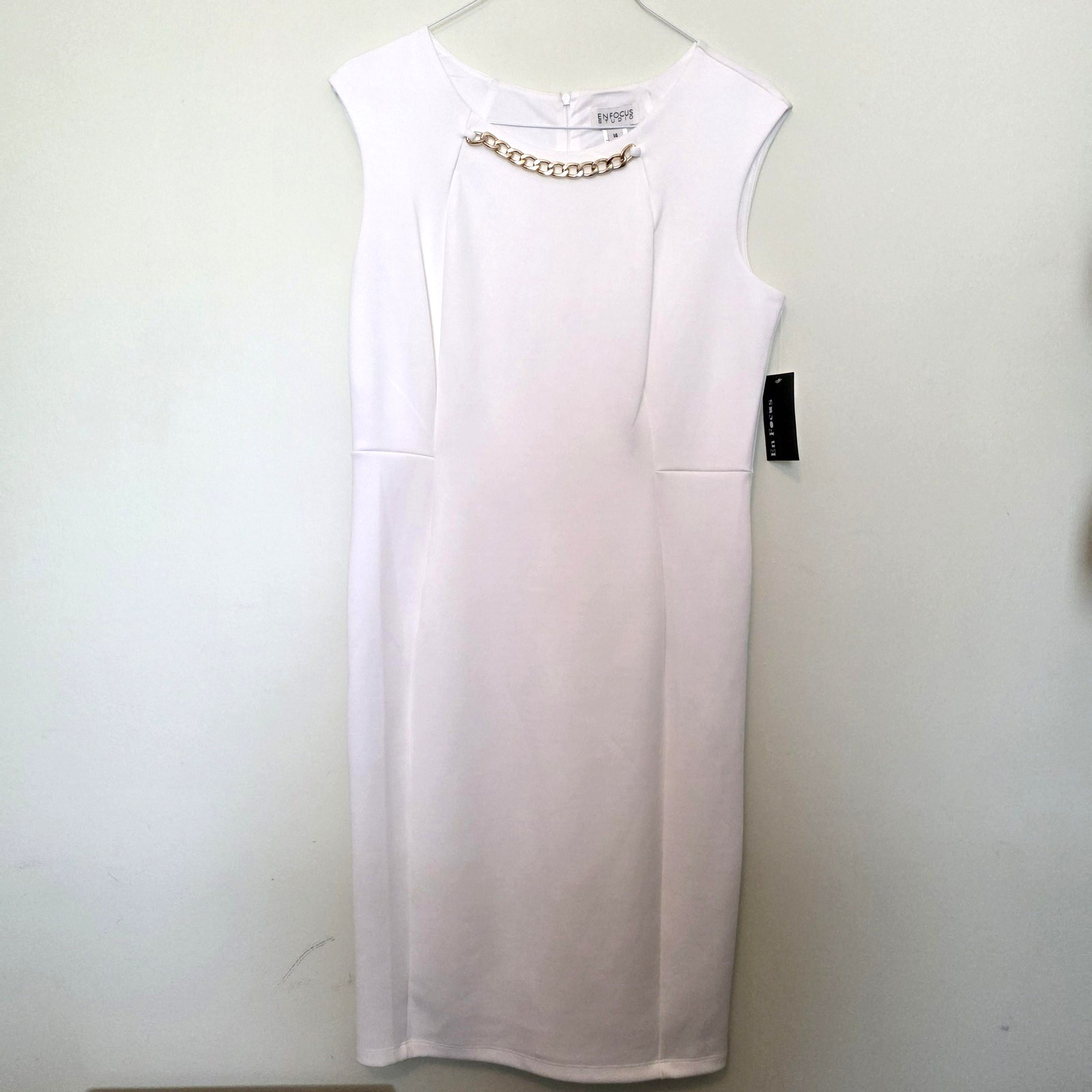 En Focus Studio Dress Womens 14 White Sheath Chain Neck Sleeveless Knee Length