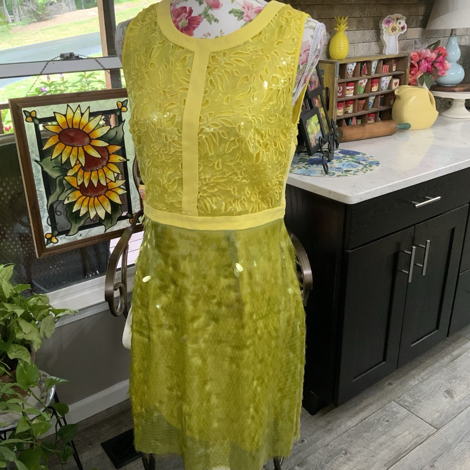 Coast Yellow Sequin Kenzi Dress Lined Size 12 Prom Special Occasion Dance New