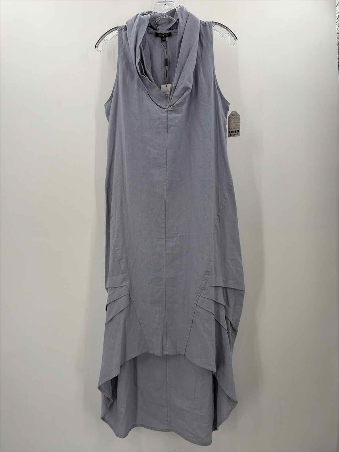 Pre-Owned For Cynthia Blue Size Medium Maxi Sleeveless Dress