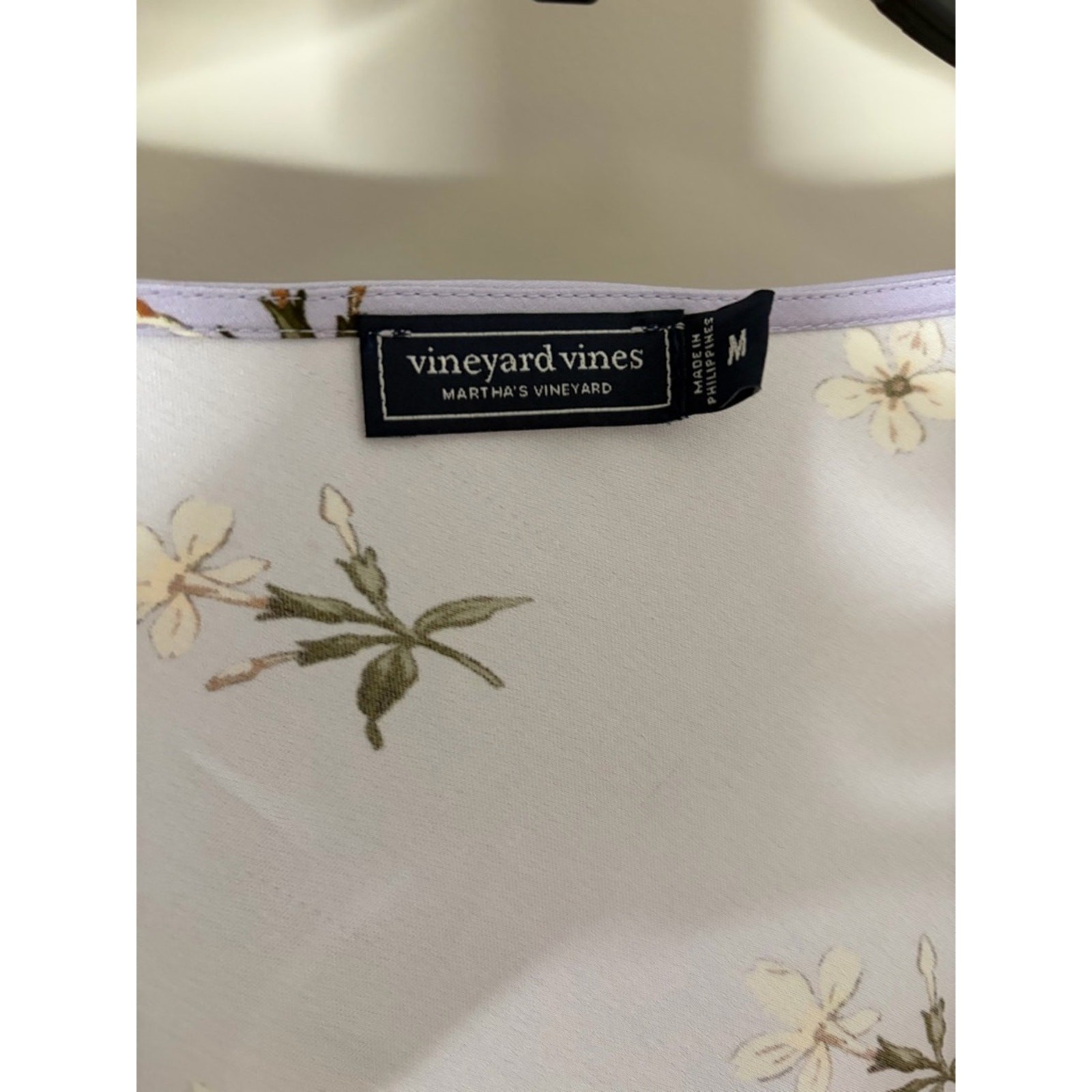 Vineyard Vines Lilac Satin Flutter-Sleeve Midi Dress with Small Floral Print