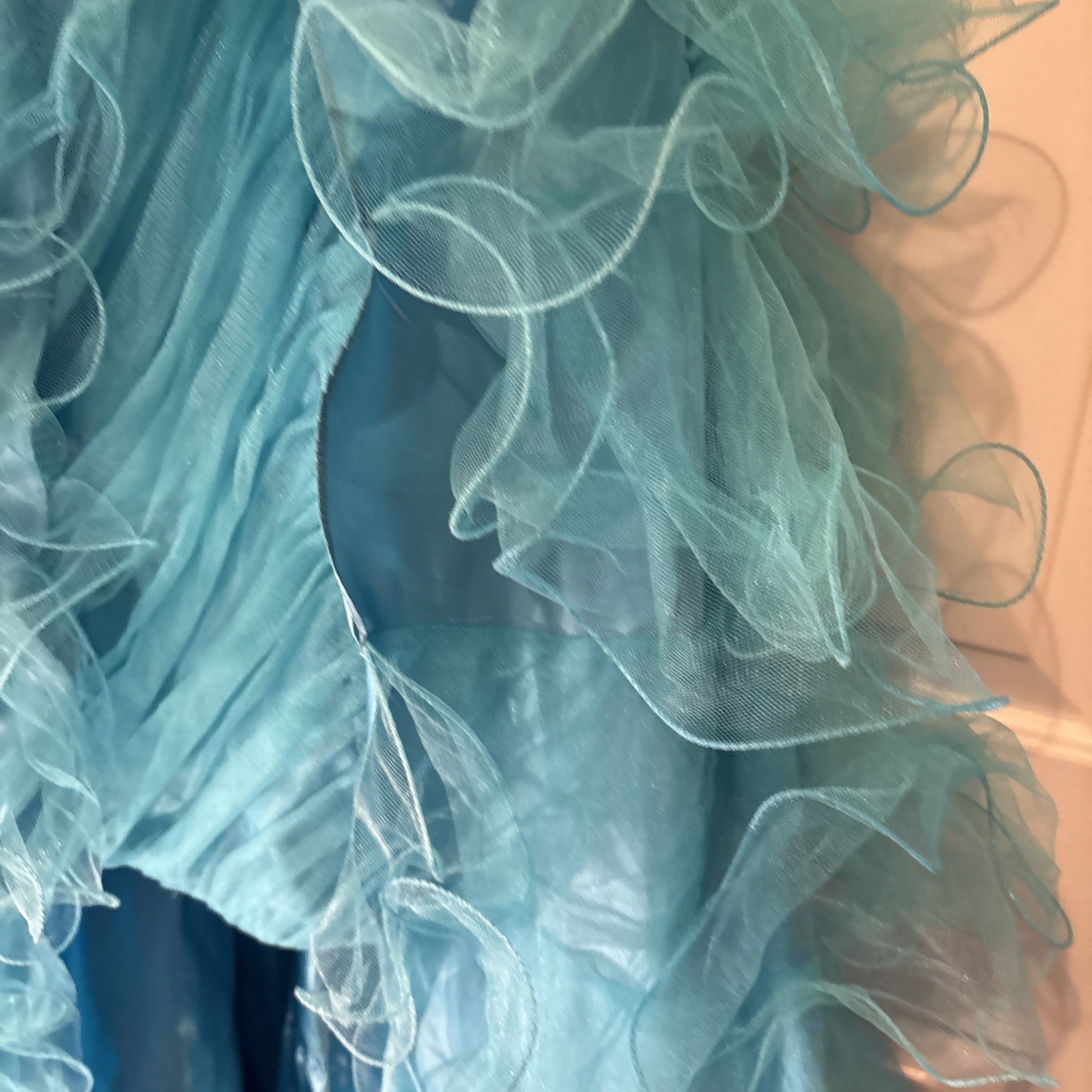 Cassandra Stone For Mac Dougal Size 10 WOW! Peacock Blue Ruffles Ruffles High&Lo