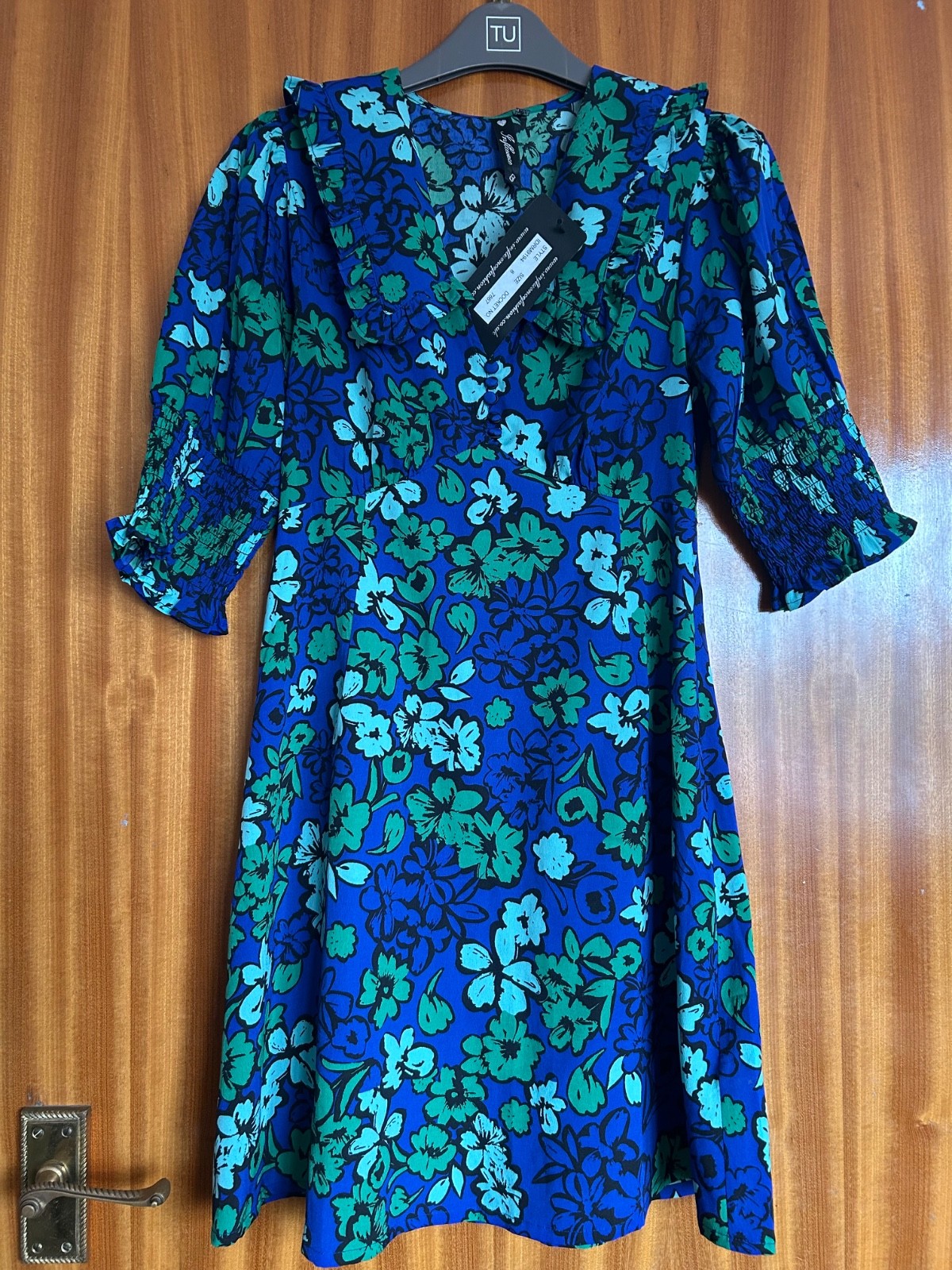 Floral dress bundle x4 size 8