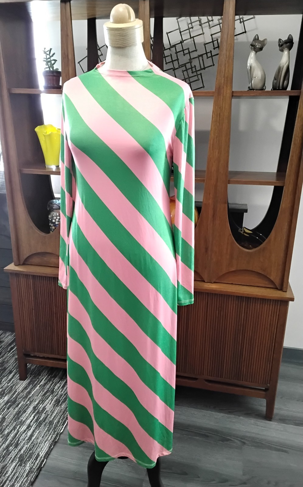 NWT SFERA COLLECTION Women’s – Green-Pink Twiggy Stripe Maxi Dress SZ LG