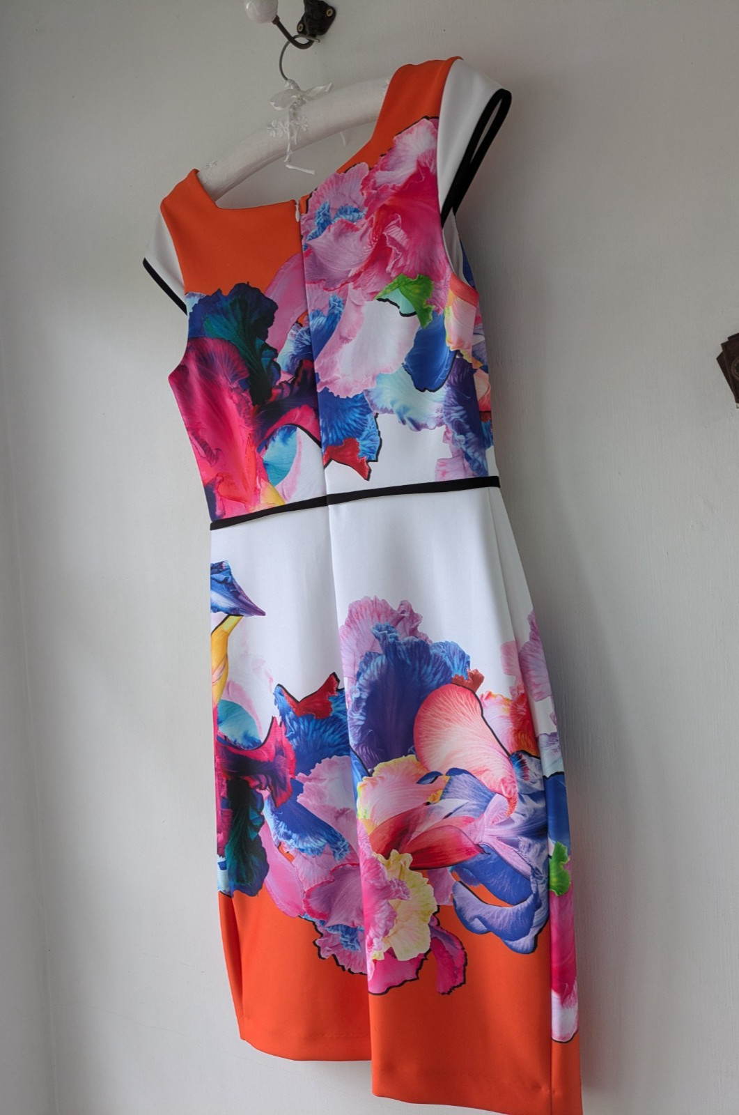 Joseph Ribkoff Multi Floral Mix Shift Dress With Stretch Cap Sleeve Size UK 12