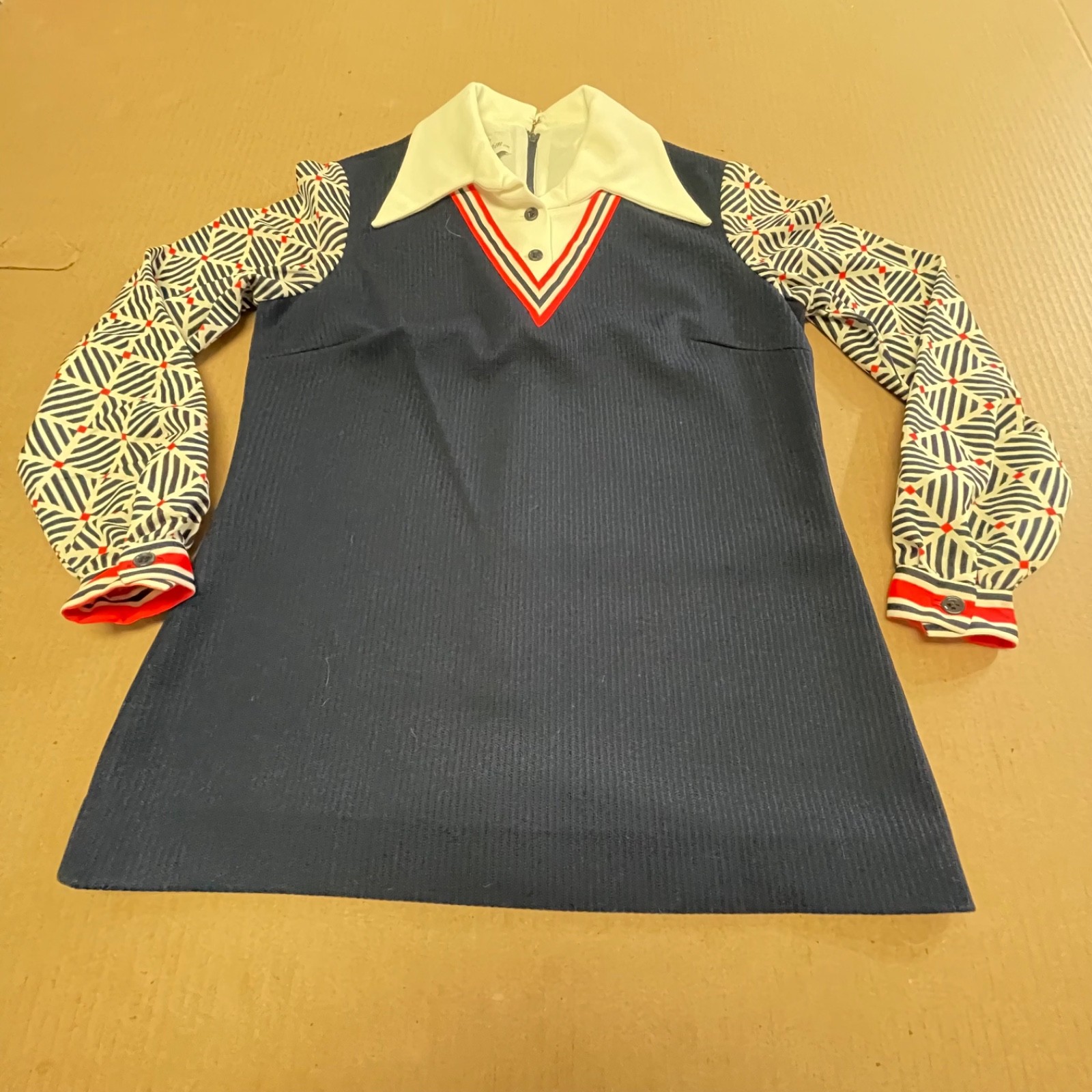 Vintage 1970s “The Kollection Ltd.” Mod Geometric Illusion Dress Sz Small