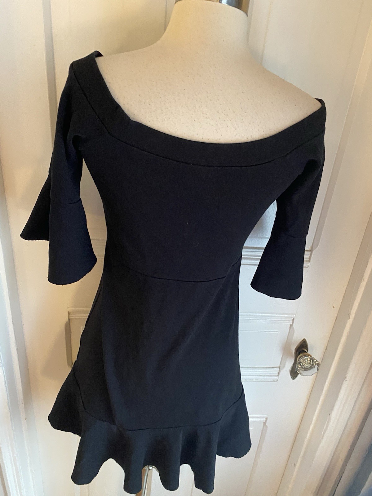FREE PEOPLE BLACK COTTON PULLOVER FIT & FLARE DRESS-SIZEM-RUFFLE ELBOW SLEEVES!!