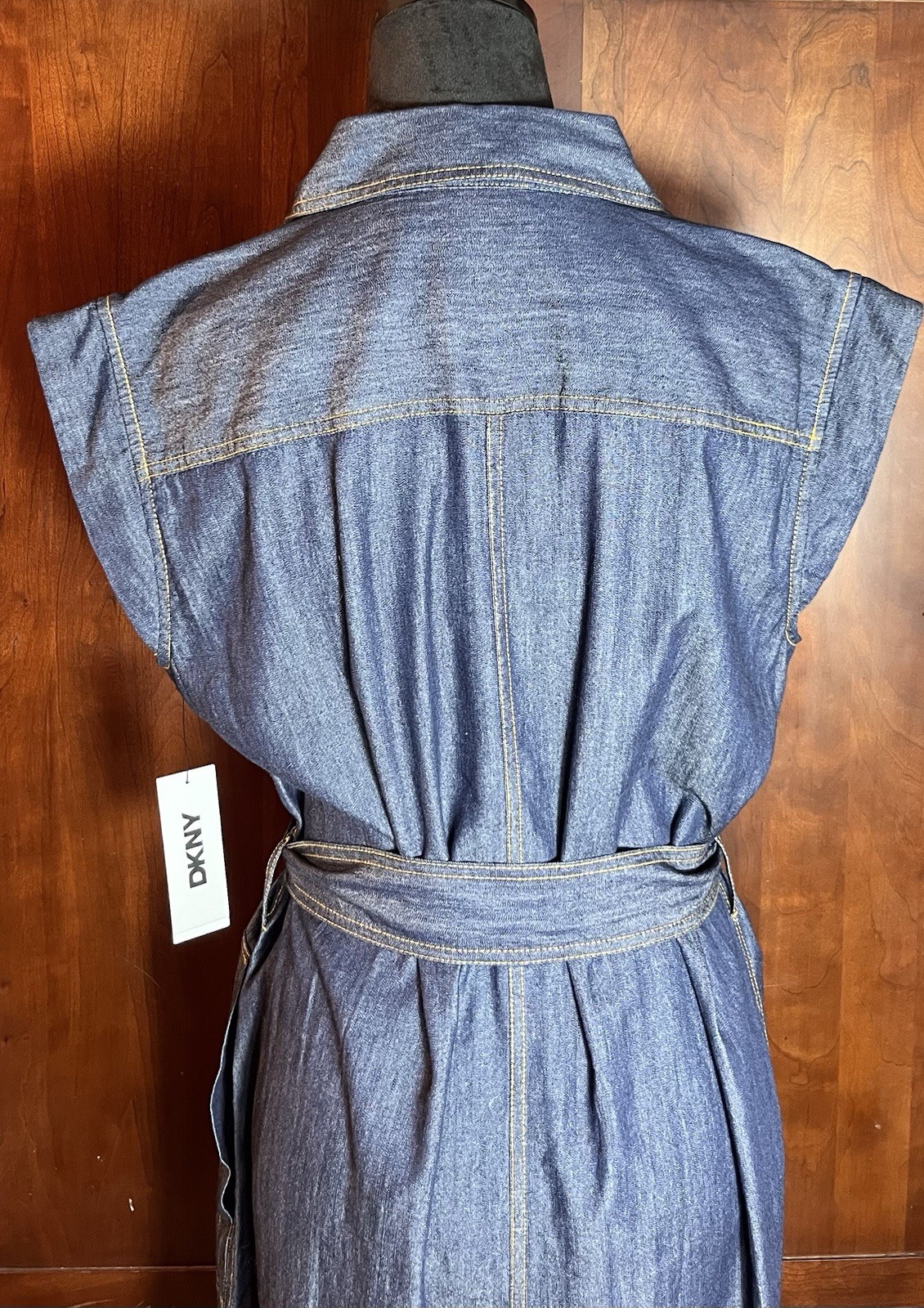 NWTS DKNY Cap Sleeve Cotton Blend Chambray Button up Shirtdress Tie Waist SZ. 12
