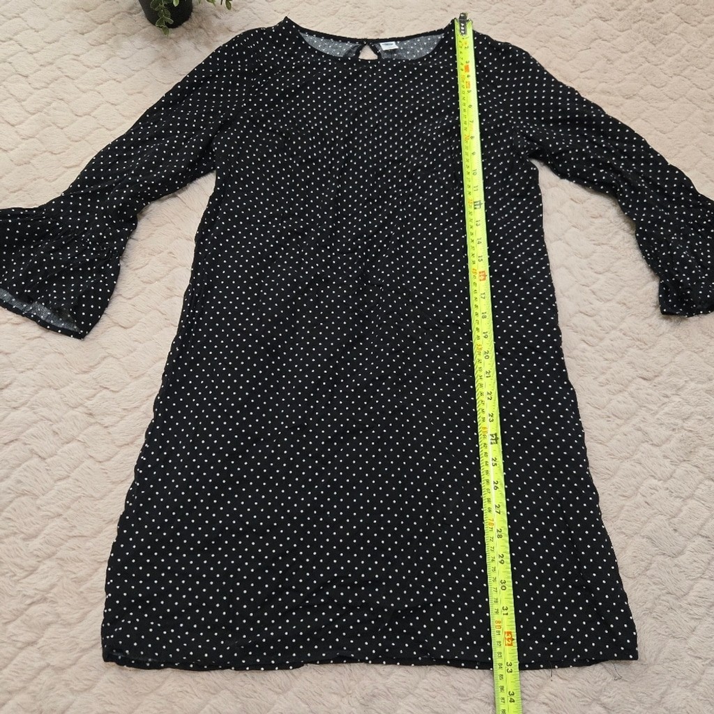 Old Navy Black and White Polka-Dot Ruffle Sleeve Shift Dress, Size Small