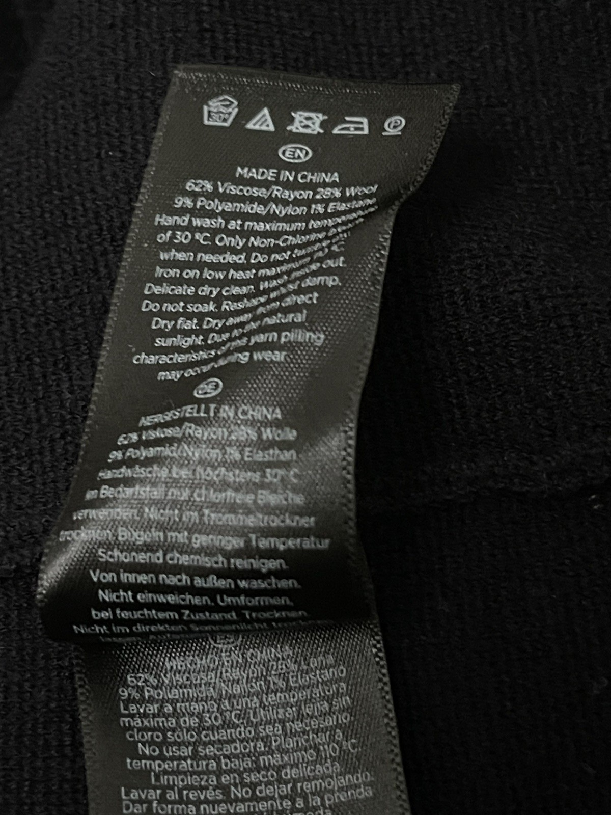 Hobbs Black & Cream woollen flattering straight dress. UK/AU 14, US 10.