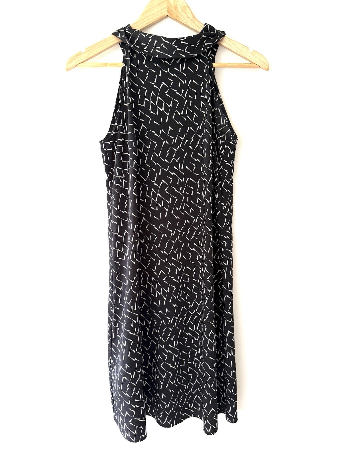 Banana Republic Black/White Geometric High Neck Sleeveless Shift Dress 4