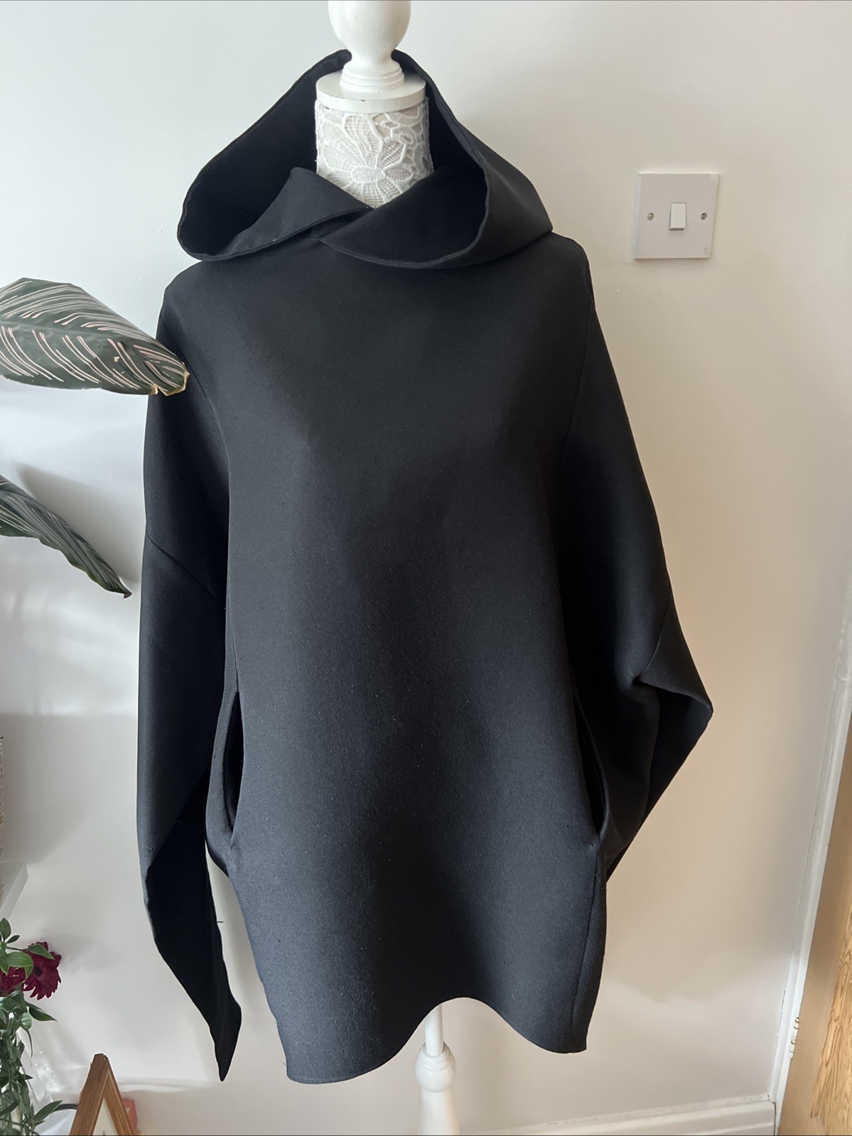 Meem Label Designer Black Smock Dress/Top Size 14/16 Oversize Hooded Pockets