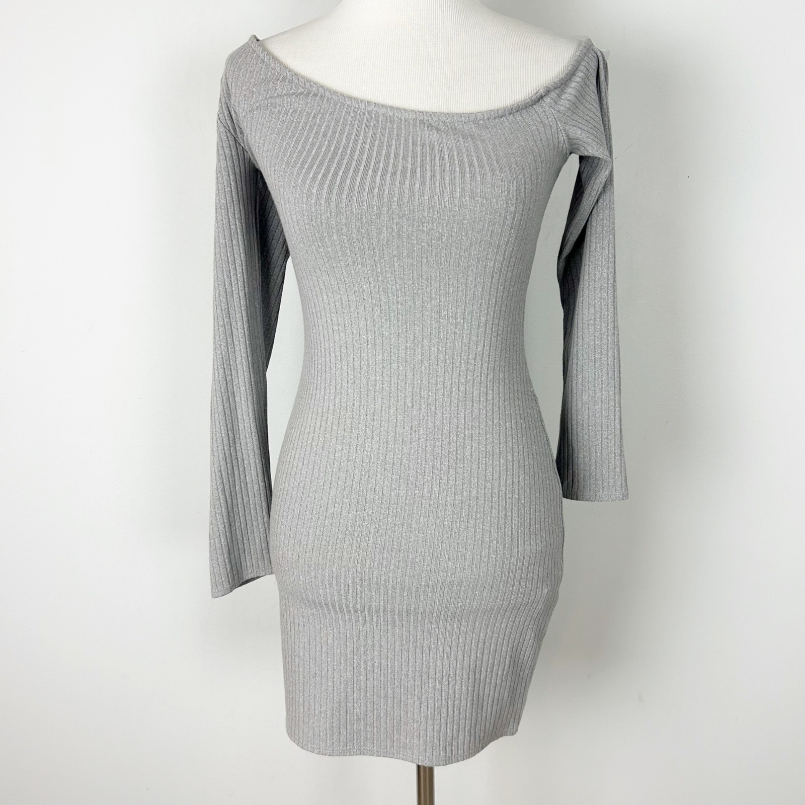 NEW Lovers and Friends Charlotte Mini Dress Off The Shoulder Size Small Women’s