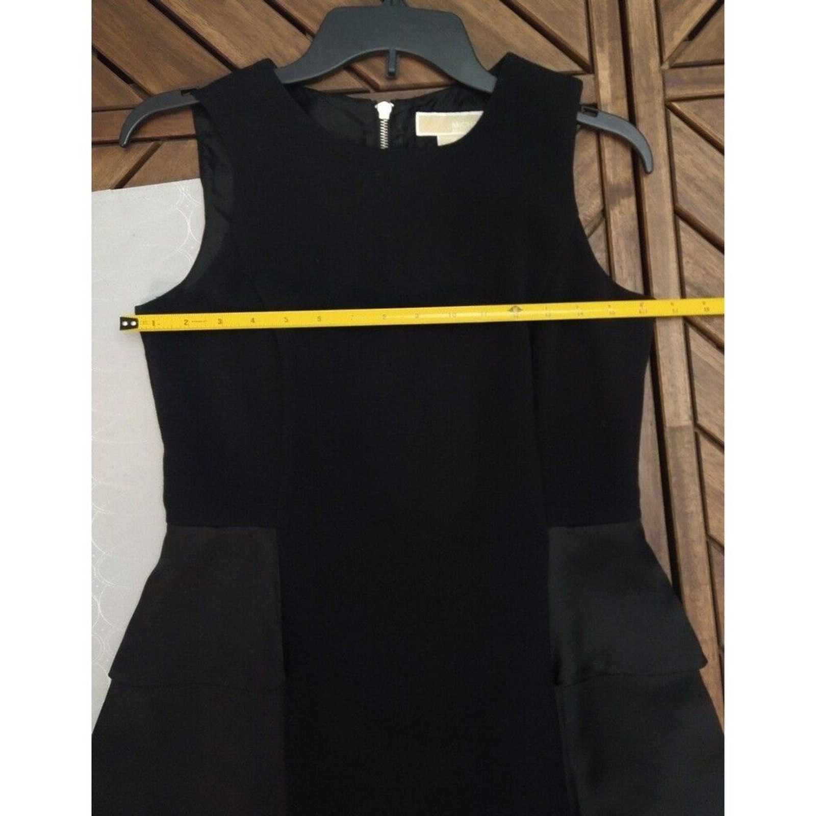 Michael kors sleeveless black dress Size 4 Officey Classy City