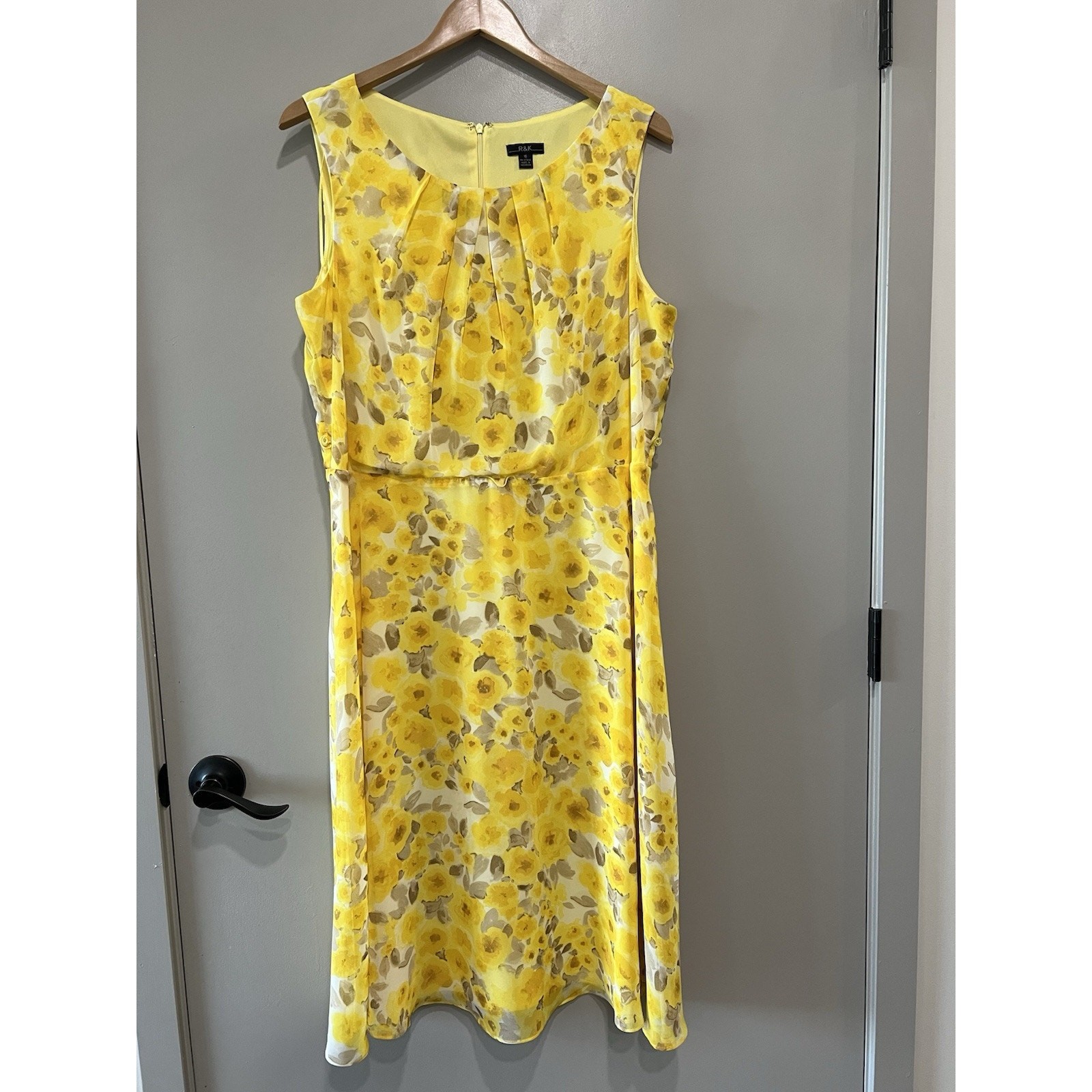 Butter Yellow Mocha Mousse Floral Midi spring Flowy, coquette Dress size 16
