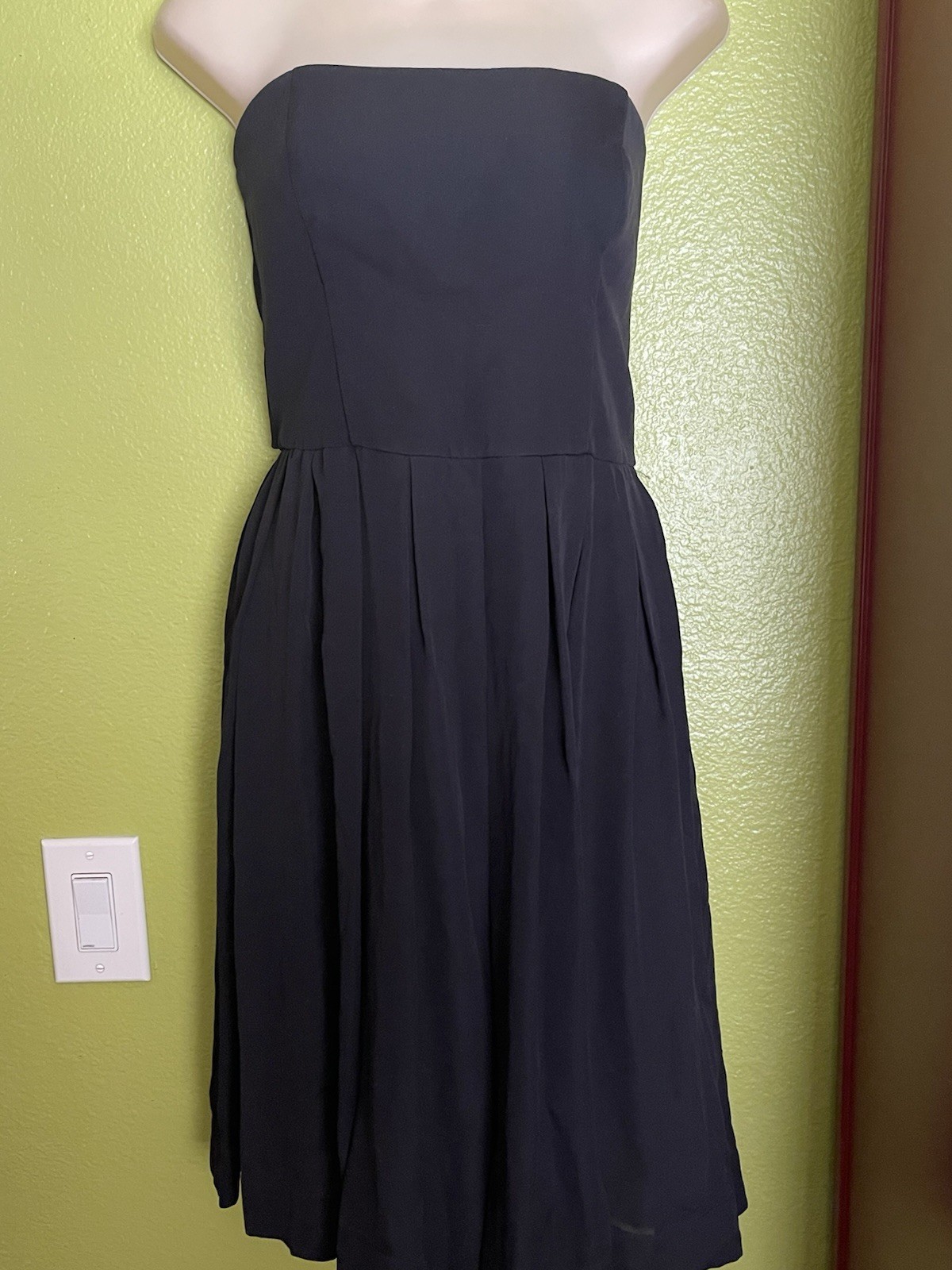 NWT Armani Collezioni Black Strapless Dress Women’s Size 10