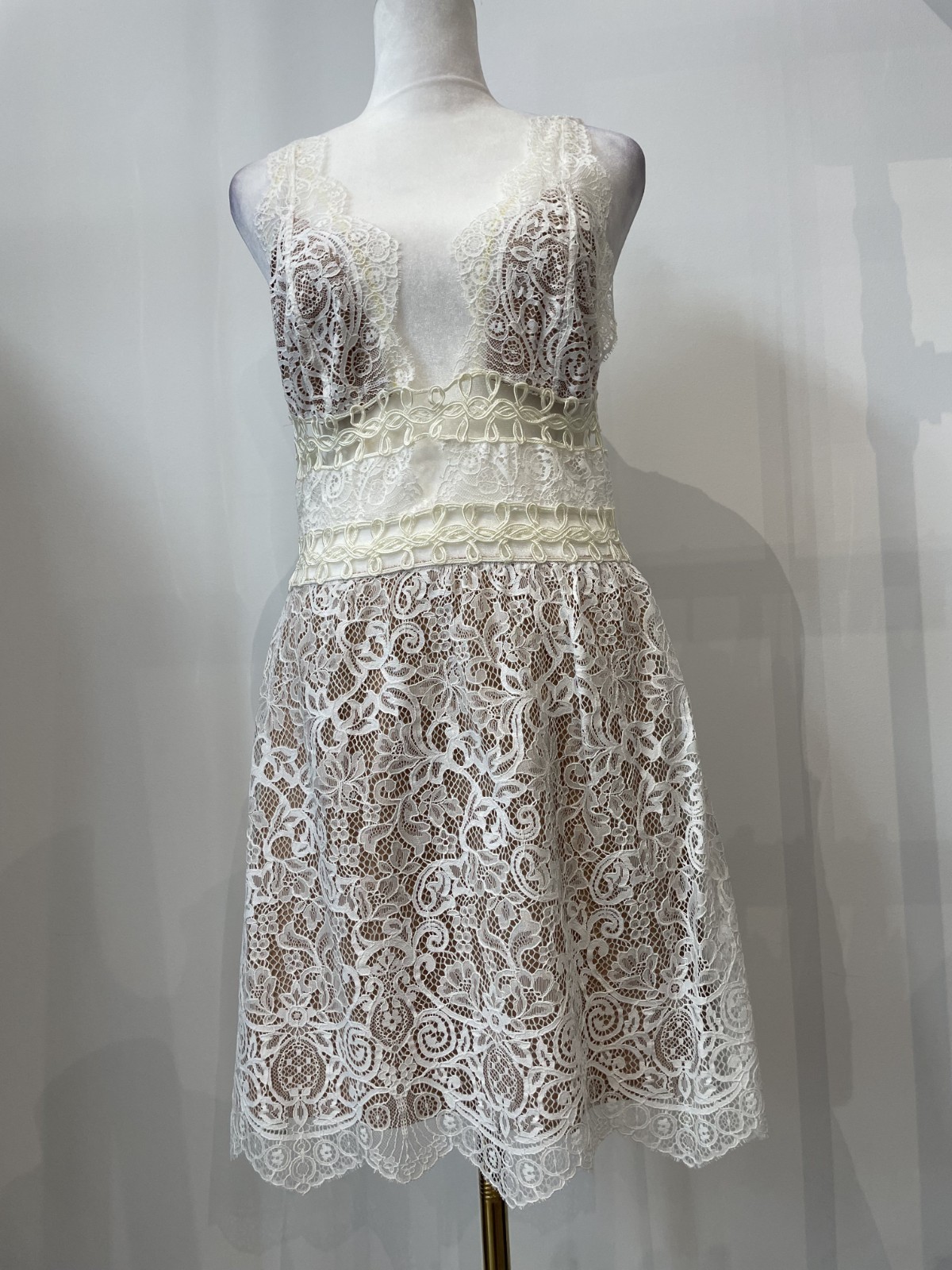 NWT For Love & Lemons White Lace Crochet Dress Size M