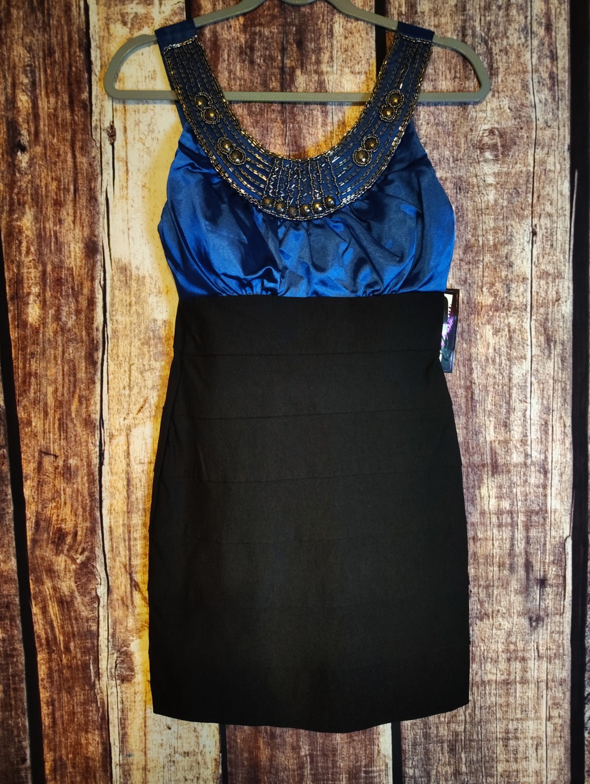 TRIXXI womens Black Blue Beaded Formal Dress Prom Wedding Size 5 NWT