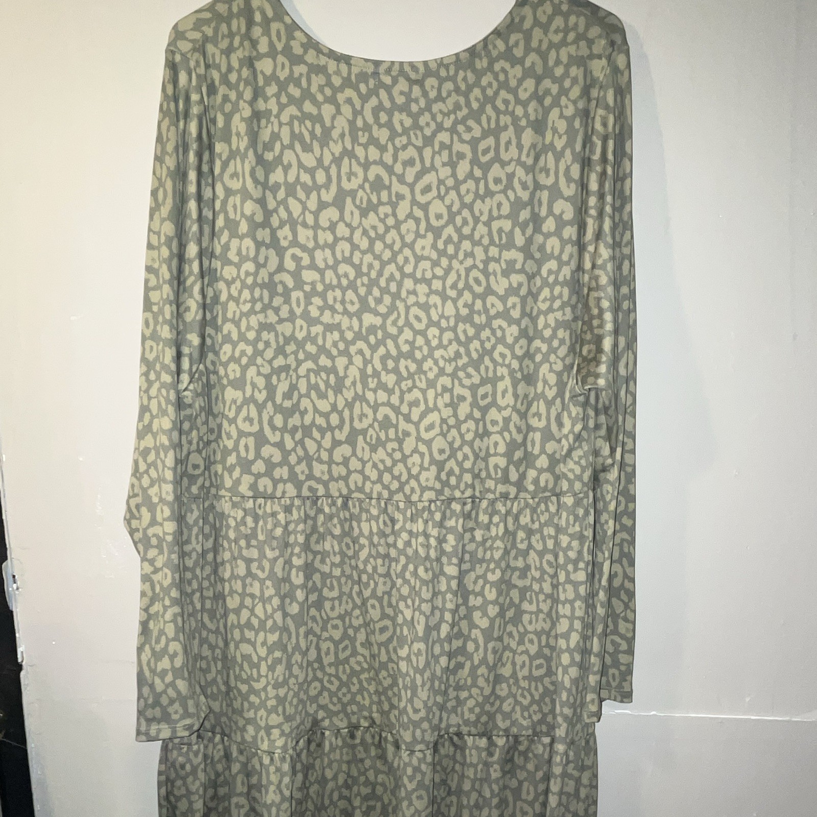 Love, Fire Women’s Green Leopard Animal Print Layered Mini Dress Long Sleeve 3X