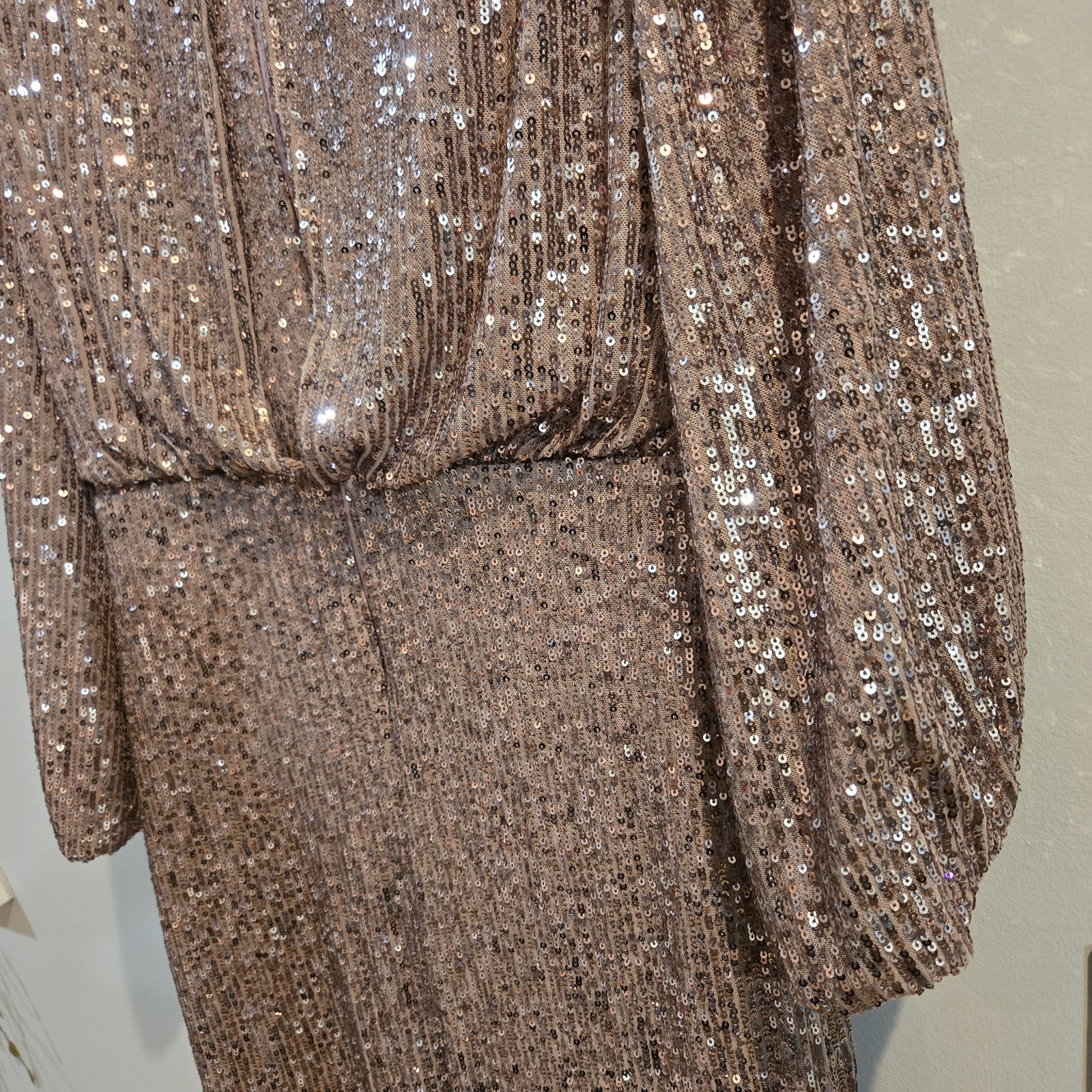 Eliza J Cocktail Sequin Mini Dress~ Rose Gold V-Neck Sheath/Balloon Sleeves NEW
