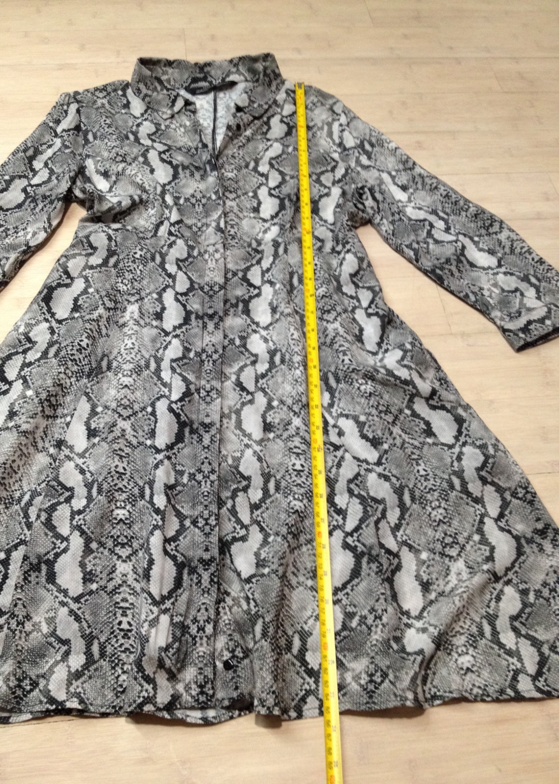 Zara Womens 100% Viscose Button Front Shirt Dress Snakeskin Sz M