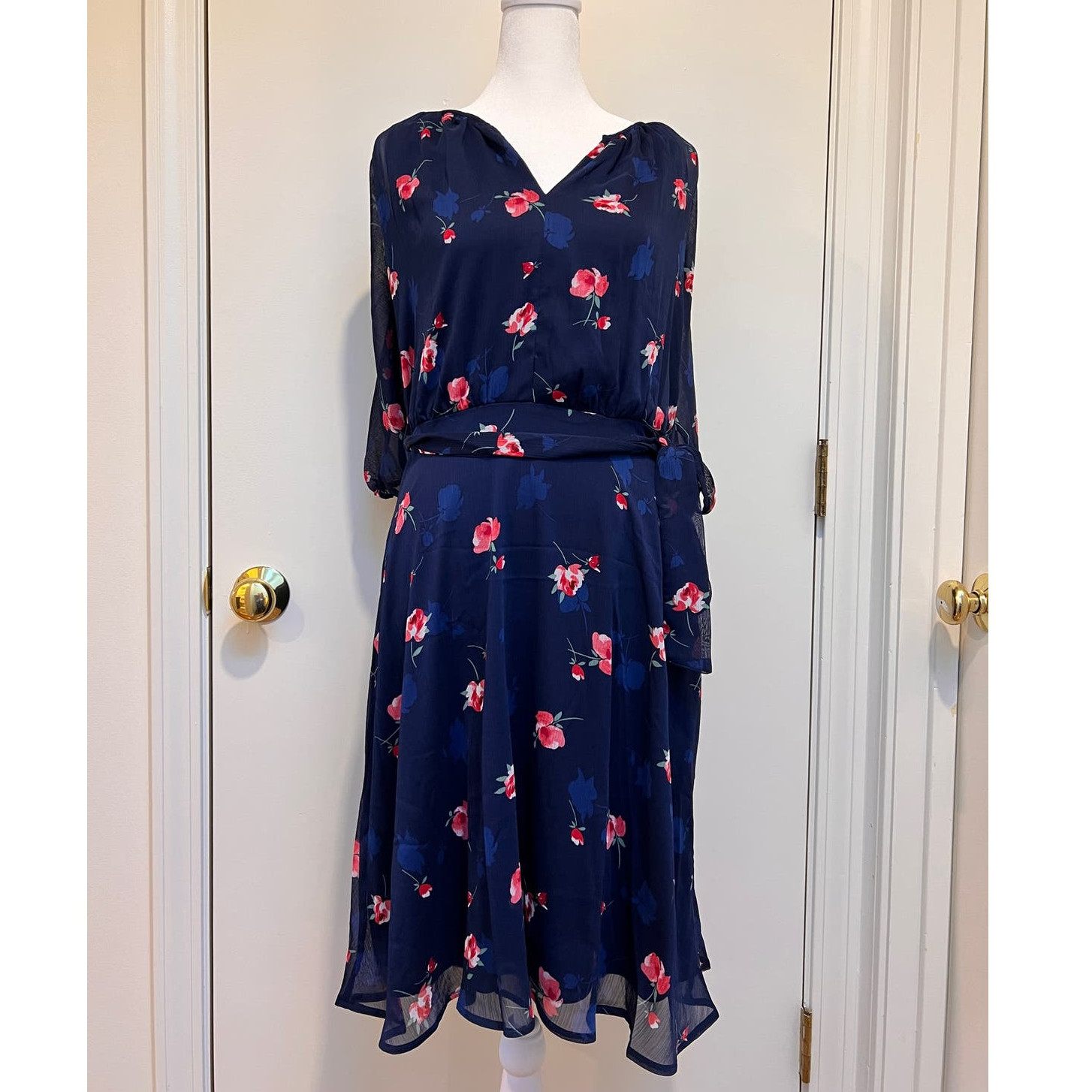DKNY Puff Sleeve V-Neck Belted Dress Shadow Floral 7858/Spring Navy/Melon Sz 6