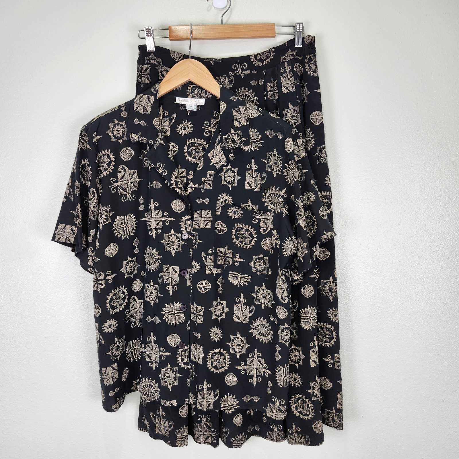 Vintage Barrie Pace Ltd 100% Silk Top & Pleated Maxi Skirt Set USA Women Size 14