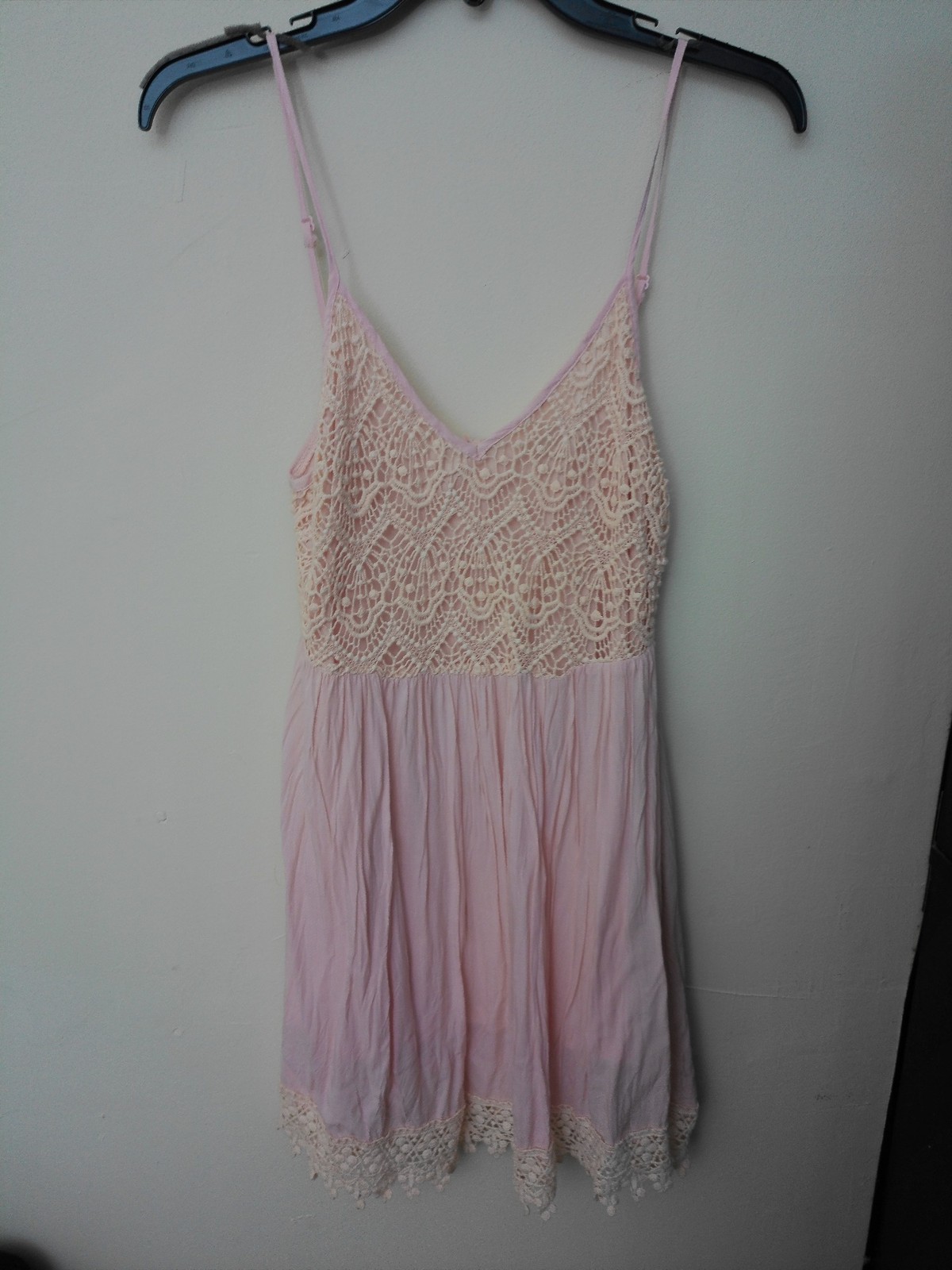 Love Culture Dress Womens M Pink Crochet Lace Y2K Inspired Mini Sundress