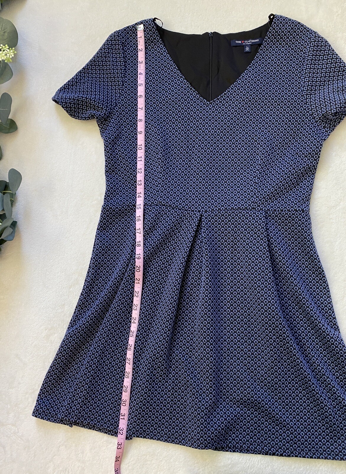 One Love Clothing Blue Black Patterned V-Neck Short Sleeve Dress Juniors Large