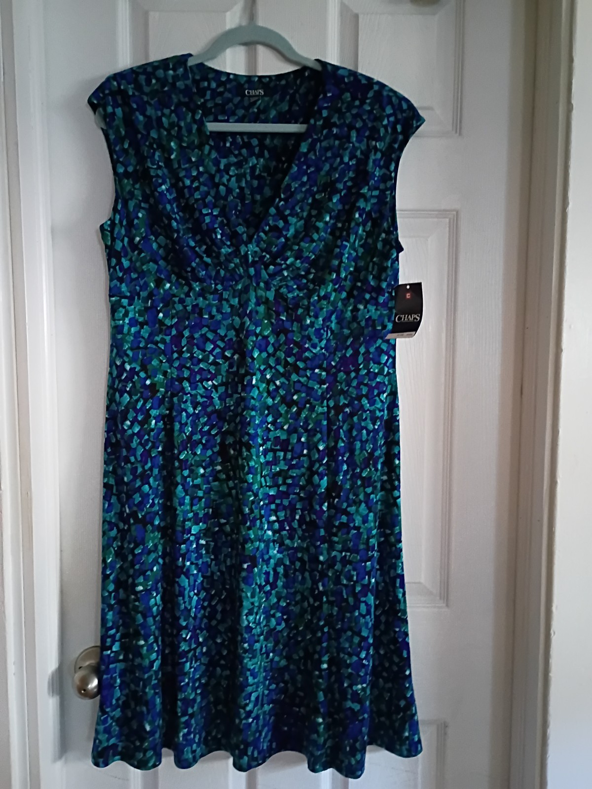 Women’s Dress Size XL Green Blue Design cap Sleeves Slip On New W/Tags CHAPS
