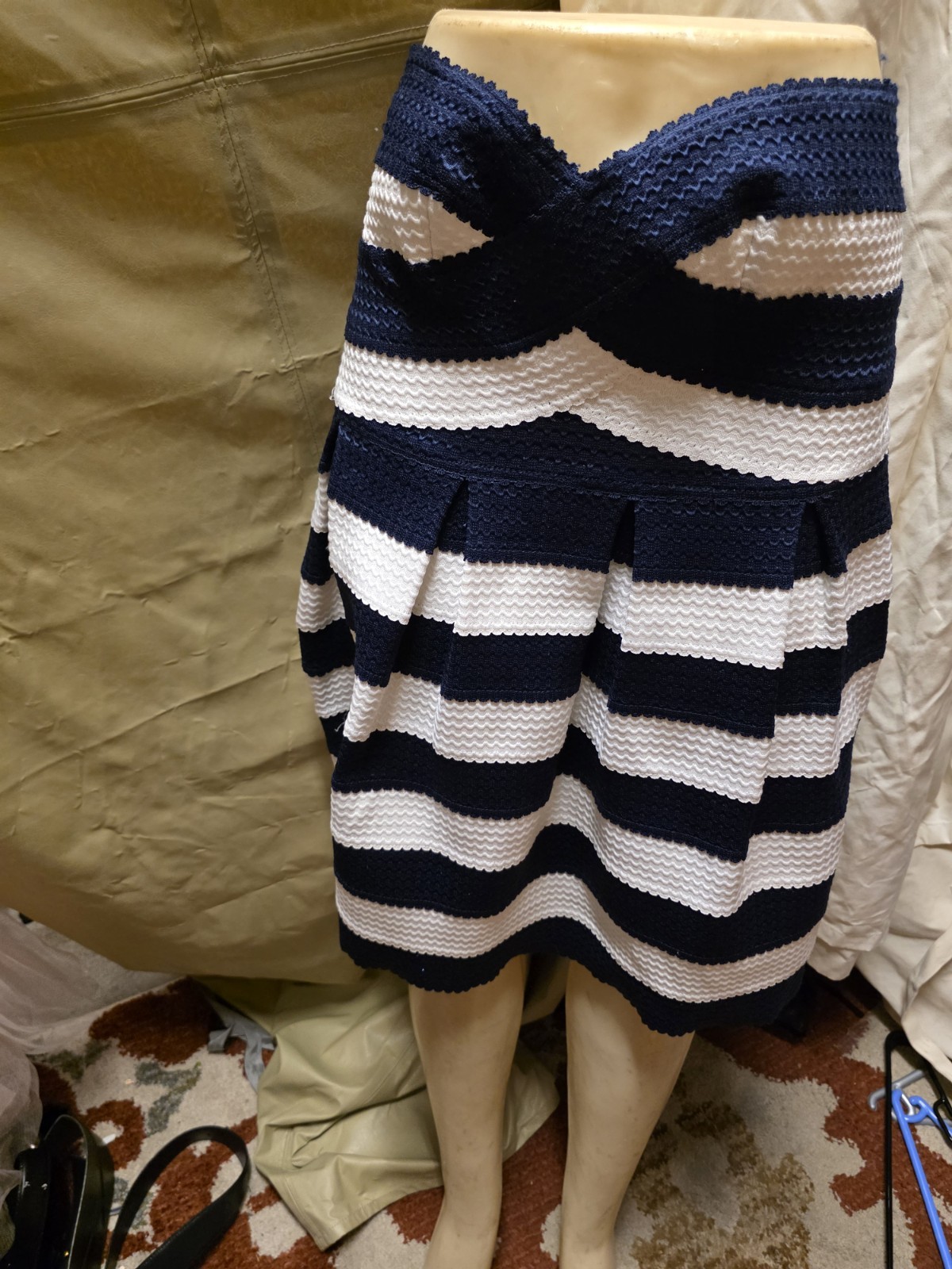 SANS SOUCI Dress Black White Stripe Bandage Style Sweetheart Dress-Size S Chico