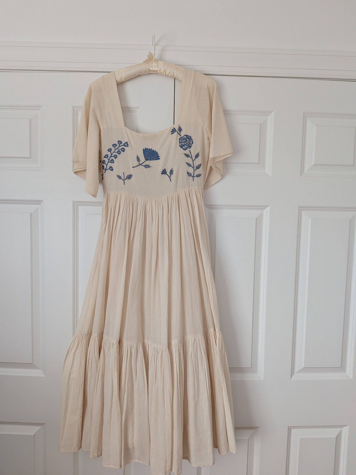 Carolina K White Blue Embroidered Cotton Maxi Dress Size Small Saks EUC