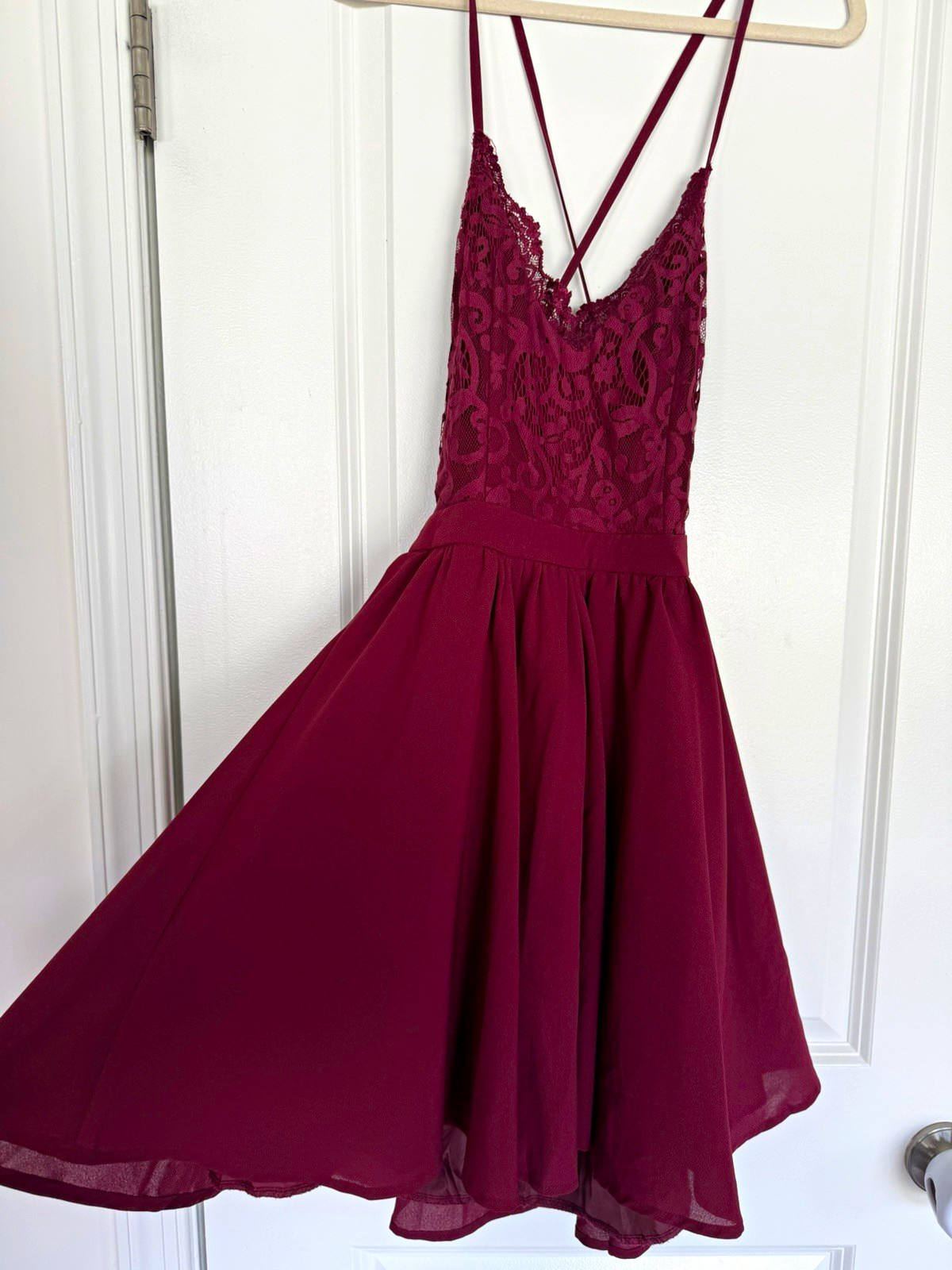 Burgundy Lace Bodice Strappy V-Neck Sleeveless Fit & Flare Mini Dress S