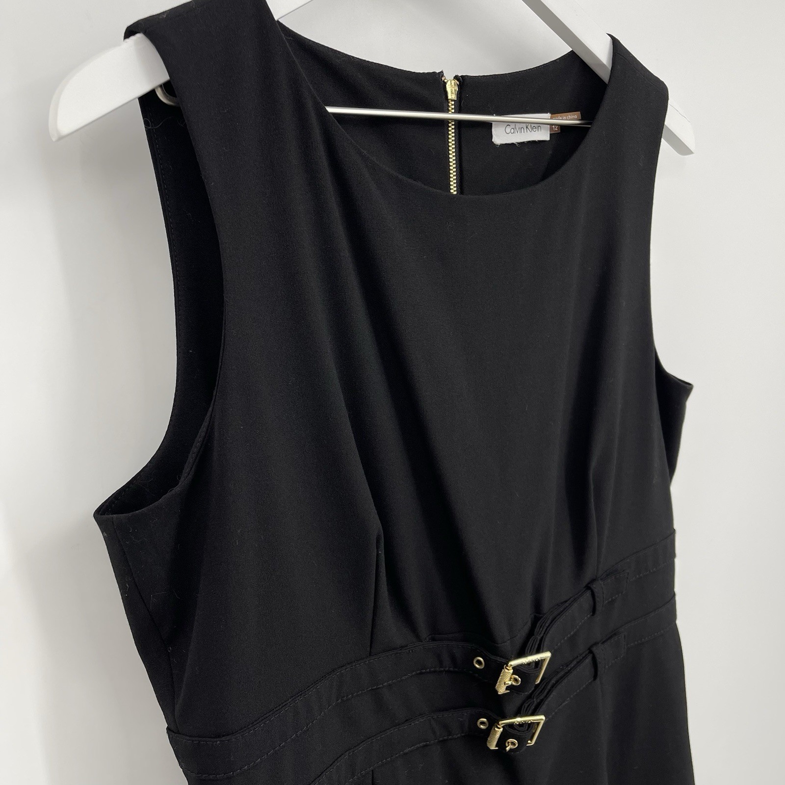 Calvin Klein Sleeveless Black Sheath Dress Gold Zipper Buckle Waist Size 12