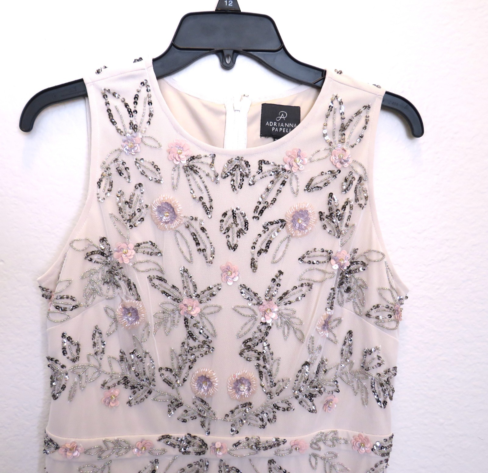Adriana Papell Dress Sz 12 Pale Pink Silver Sequins Beads Sleeveless Knee Length