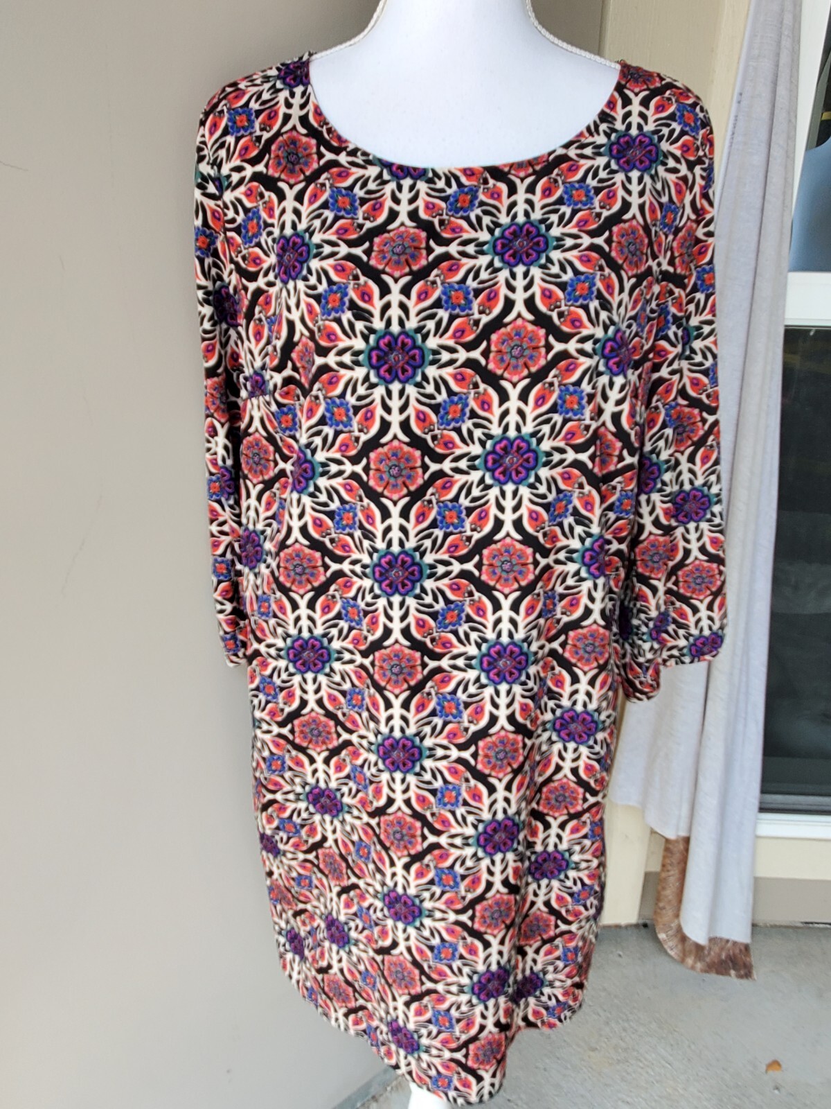 Old Navy Shift Dress Womens Large Red Blue Pink Psychedelic Floral Boho Sateen