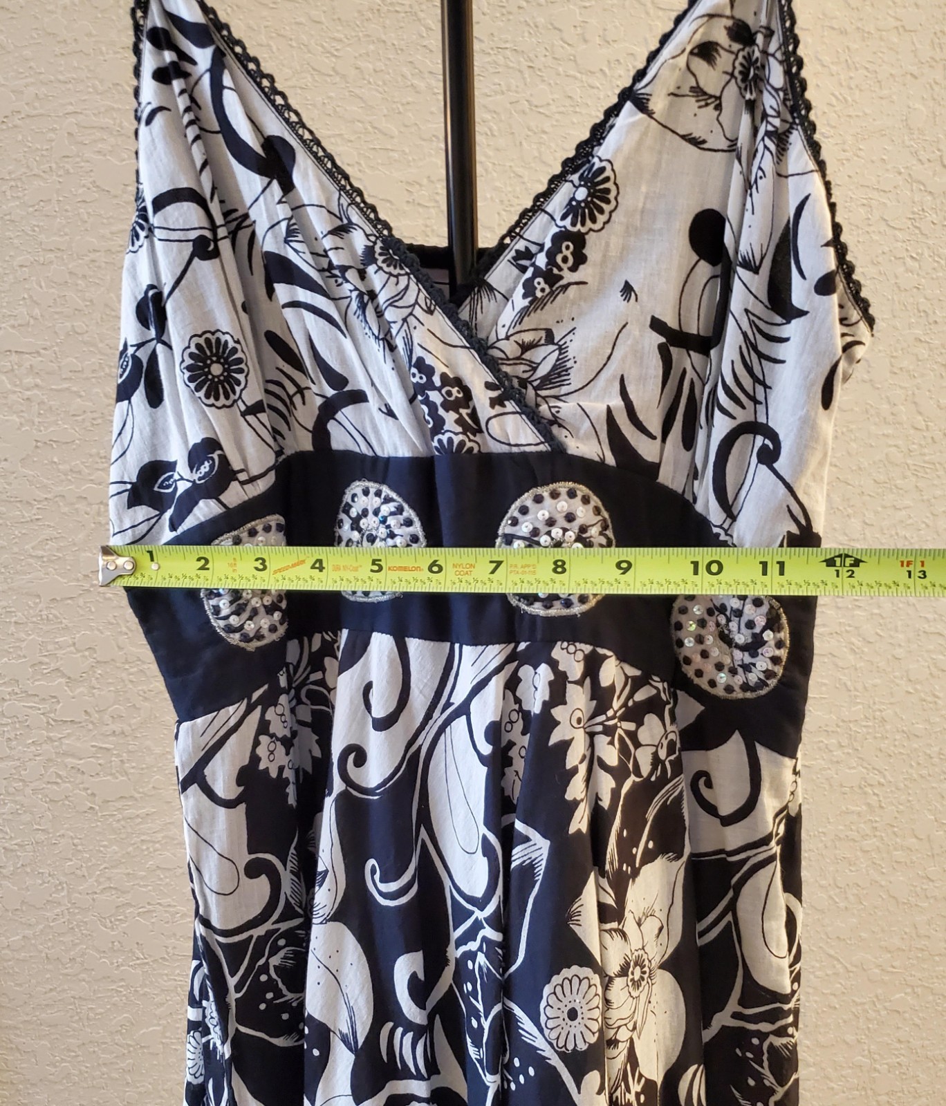 INDIA BOUTIQUE WOMENS MIDI SUNDRESS-SIZE M-SLEEVELESS-BLACK & WHITE