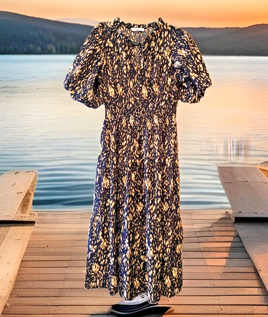 THML SMALL Boho Anthropologie Puff Sleeve Sassy Classy Flowy Tiered Maxi Dress😍
