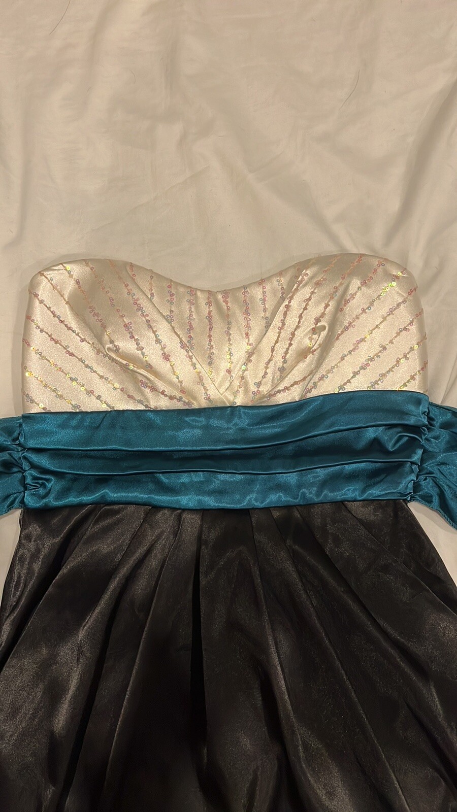 Ruby Rox Prom Homecoming tie back bow sash dress Size 1 With Pockets