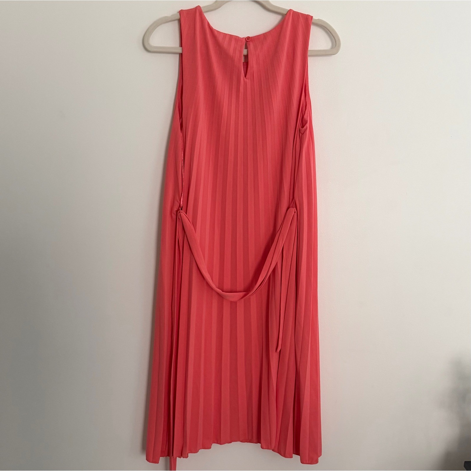 T Tahari Coral Pink Melon Pleated Midi Dress with Waist Tie, Size M
